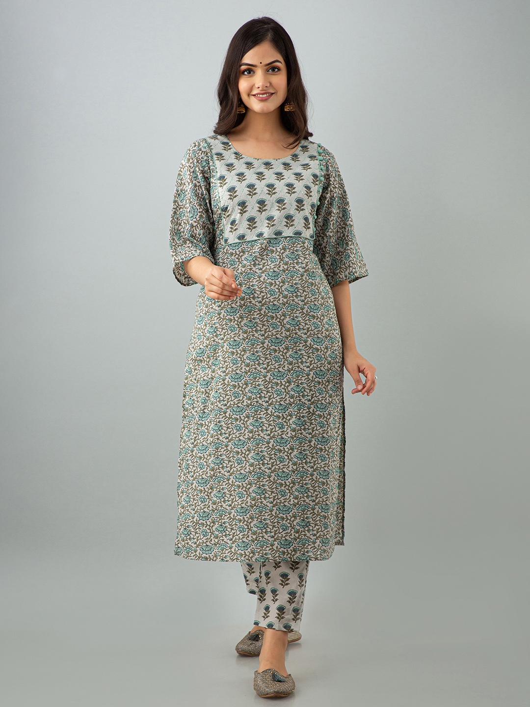 

OMASK Women White Floral Yoke Design Pure Cotton Kurta with Trousers