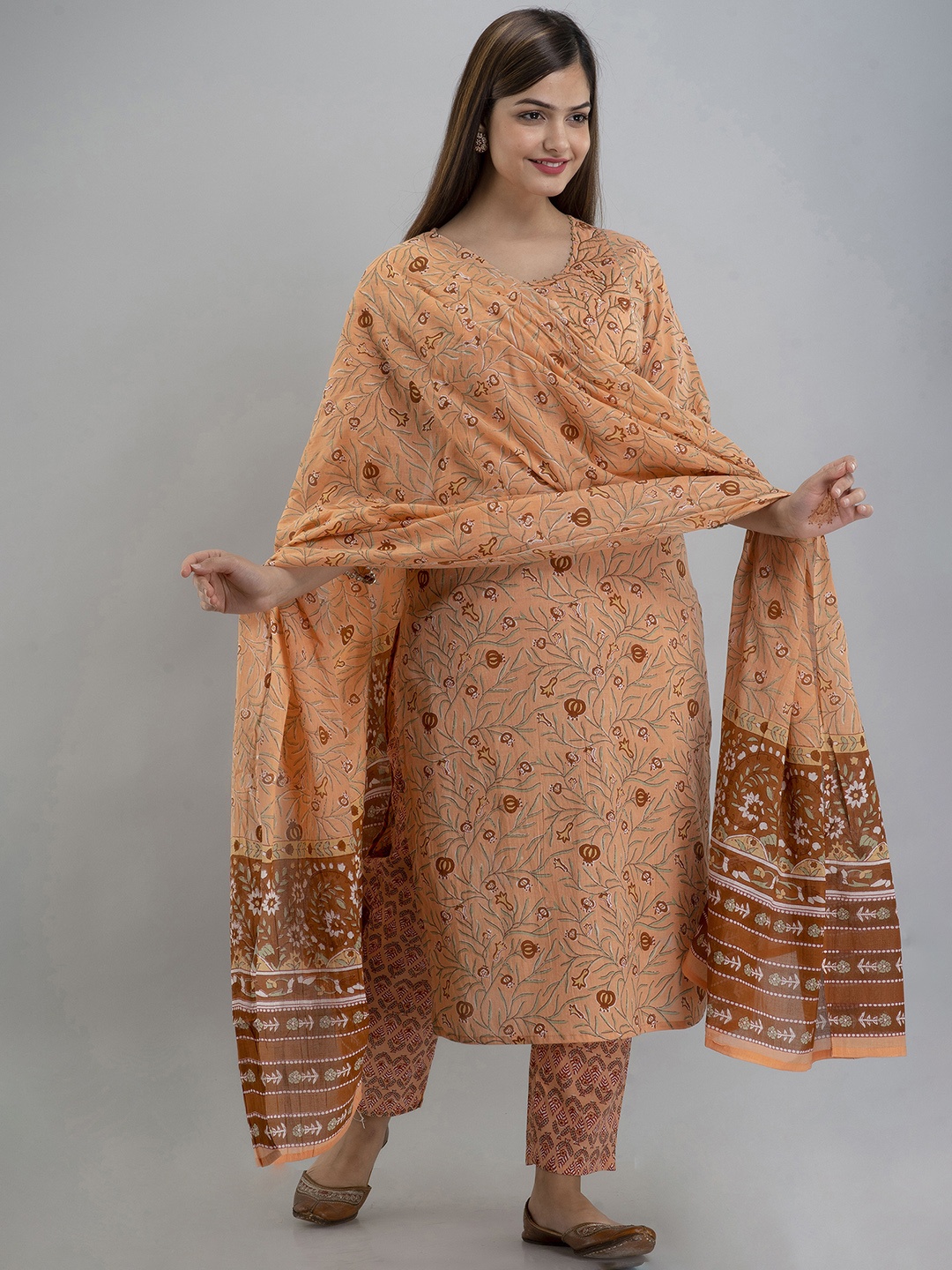 

OMASK Women Rust Floral Printed Pure Cotton Kurta with Pyjamas & With Dupatta