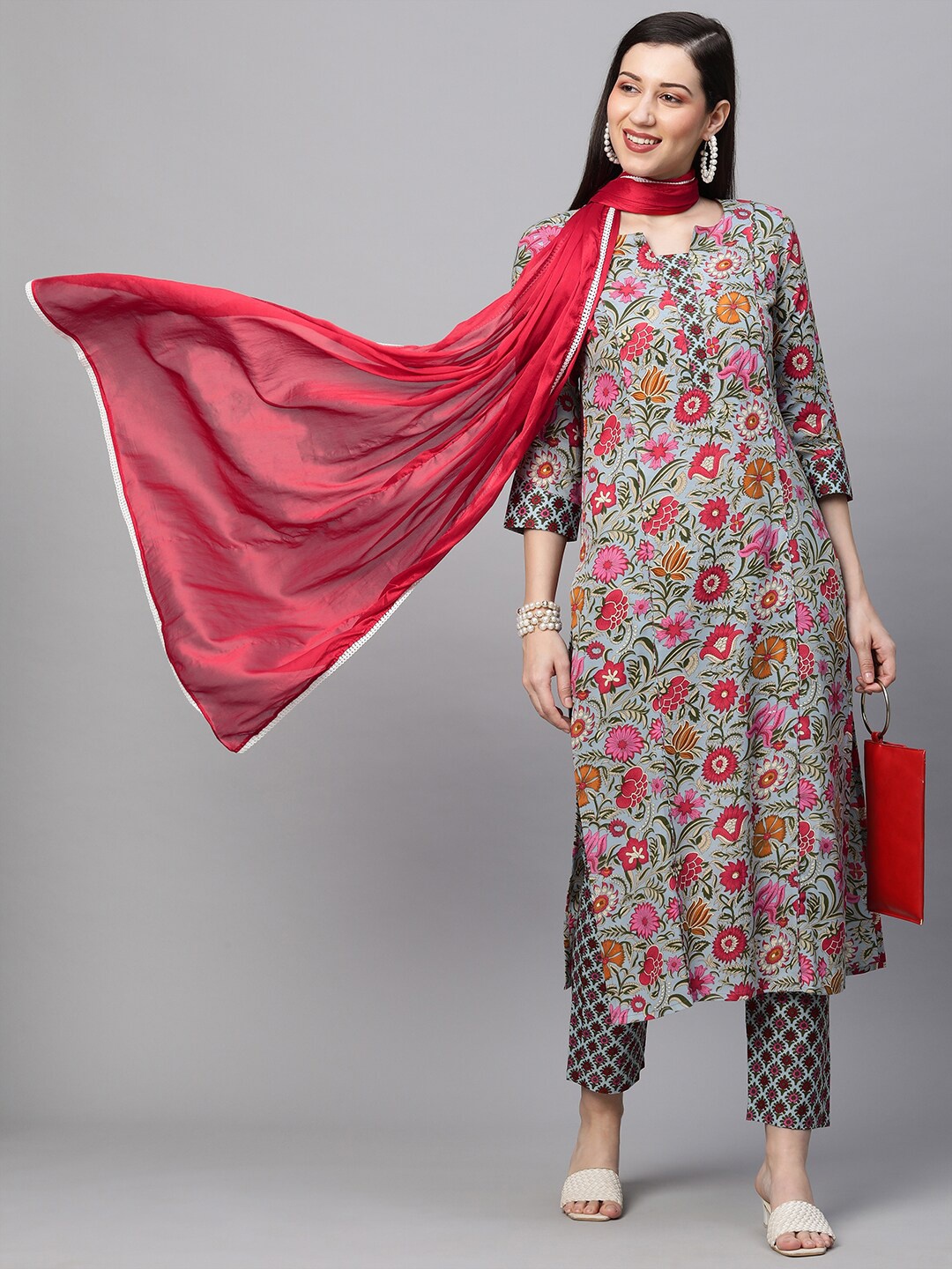 

KALINI Women Blue & Pink Floral Printed Straight Kurta with Trousers & With Dupatta