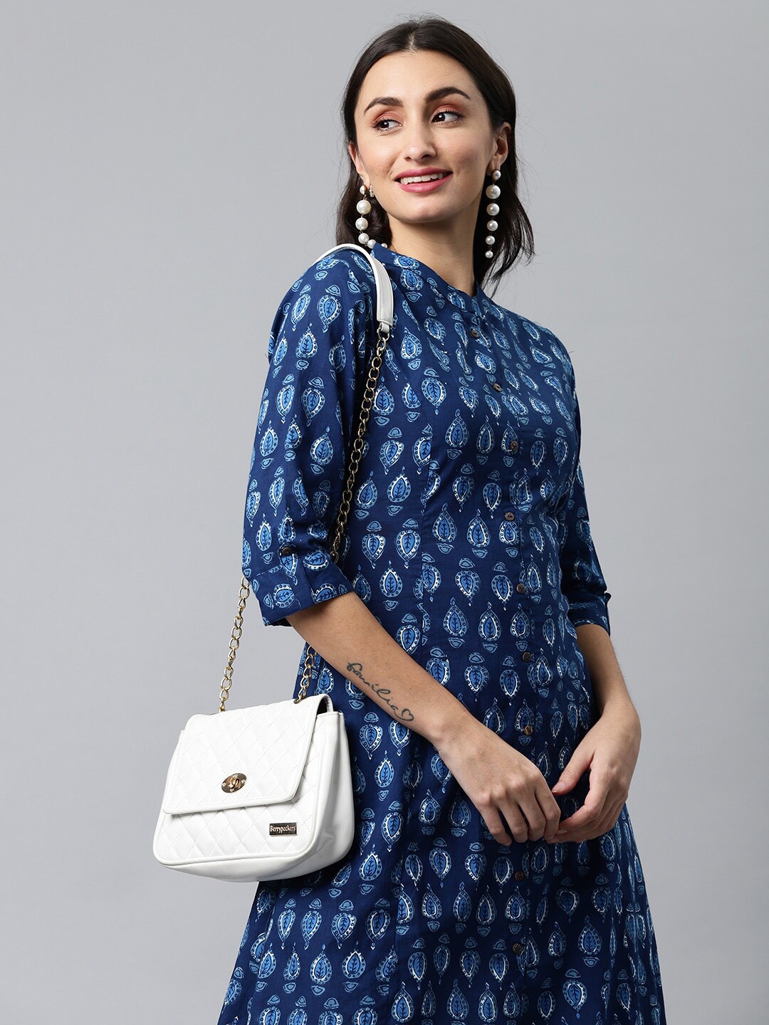 

HERE&NOW Women Navy Blue Ethnic Motifs Printed Kurta