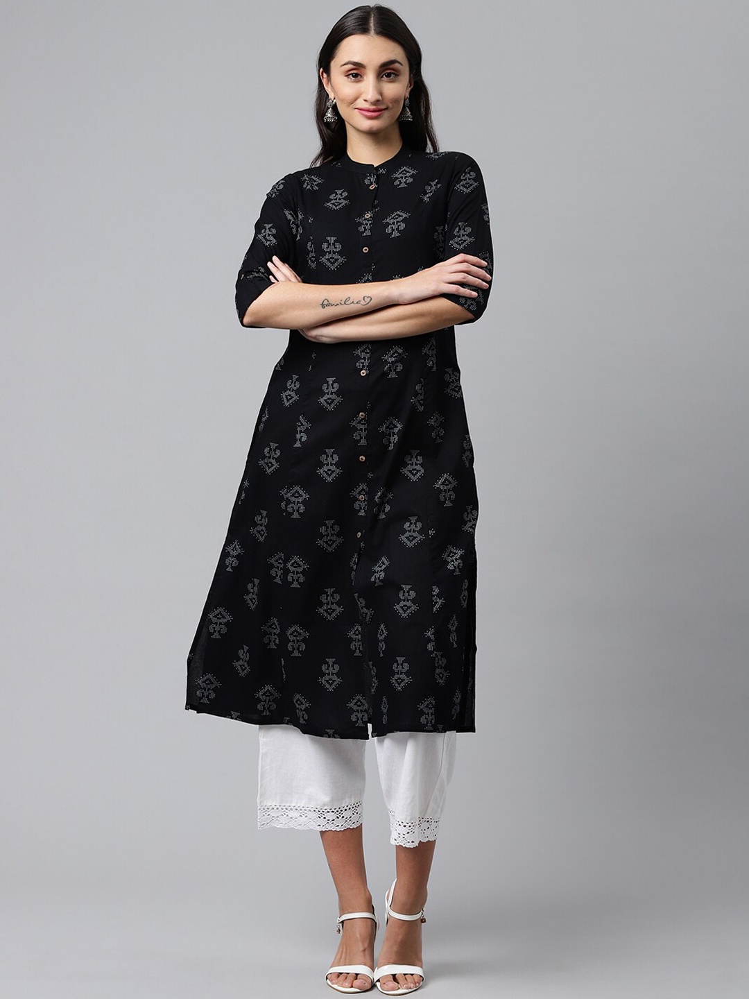 

HERE&NOW Mandarin Collar Ethnic Motifs Printed A-Line Cotton Kurta, Black