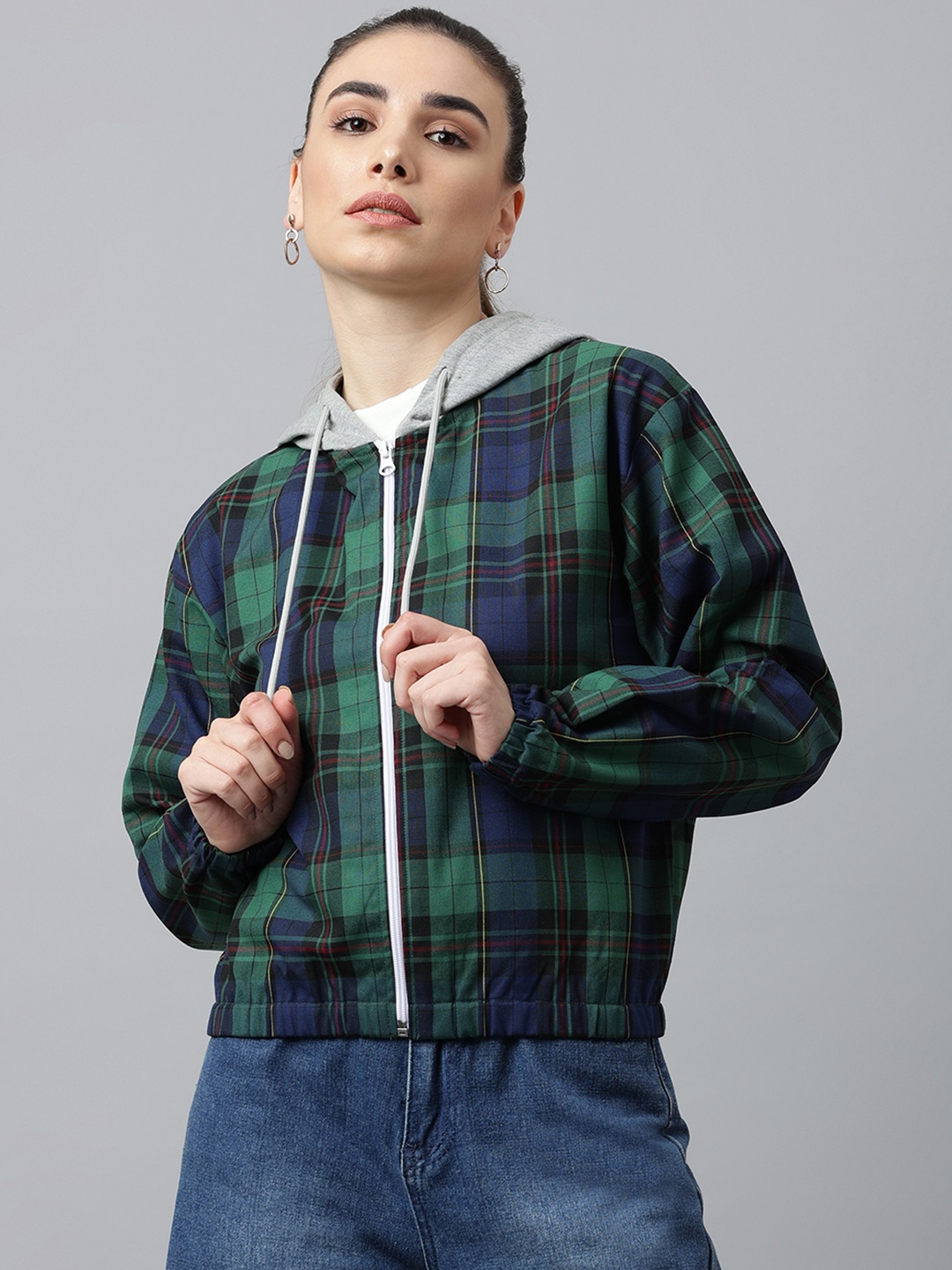 

Pritla Women Green Checked Crop Cotton Tailored Jacket