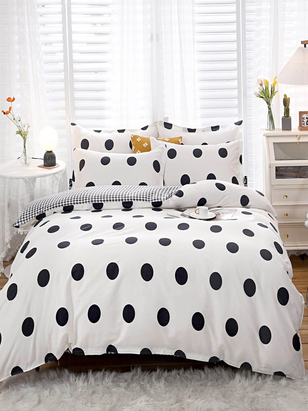 

JC Collection White & Black Checked Pure Cotton Bedding Set