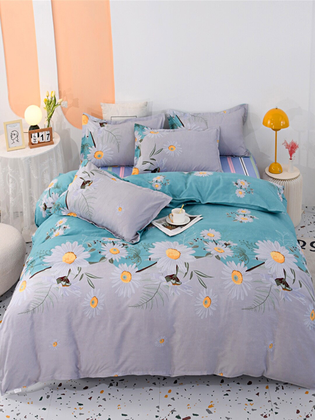 

JC HOME Purple & White Floral Printed Double King Bedding Set