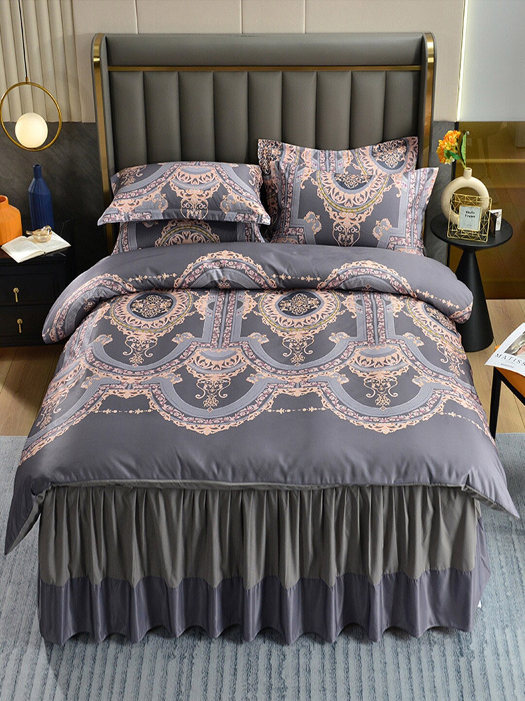 

JC HOME Grey Printed Double King Bedding Set With Comforter