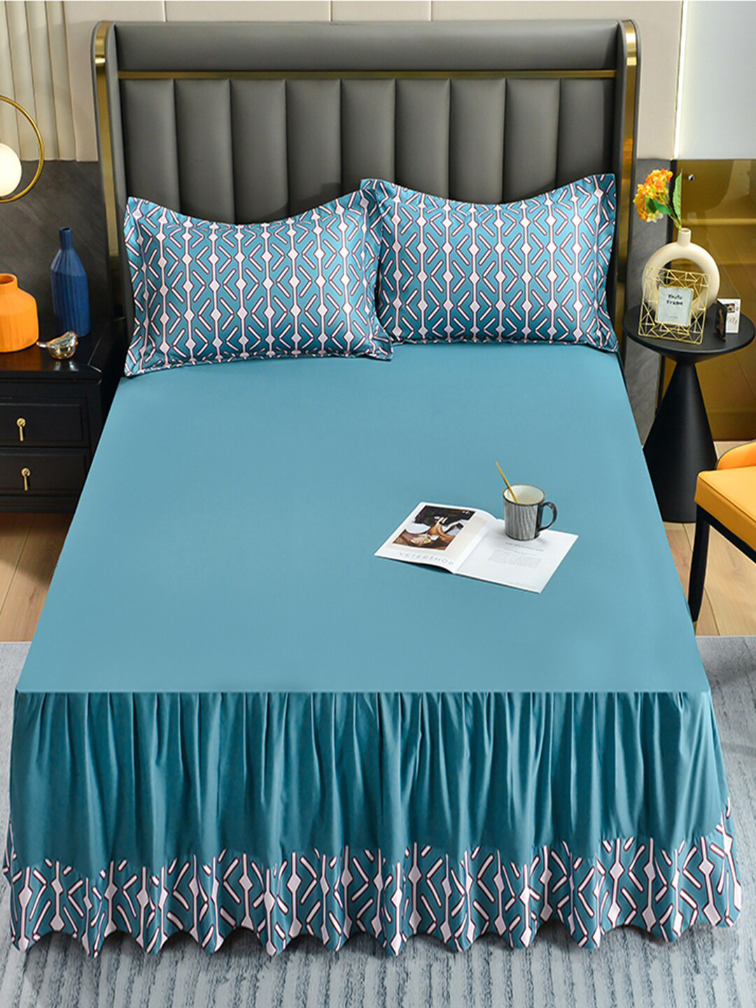 

JC Collection Teal Blue Printed Double King Bedding Set With Comforter