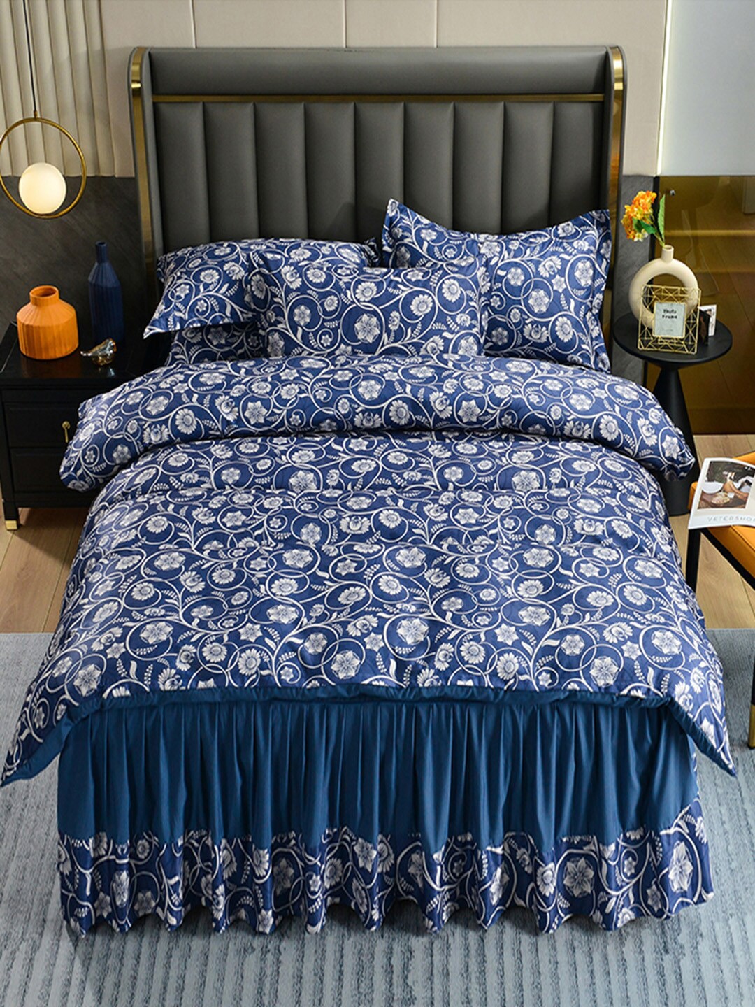 

JC Collection Navy Blue & Beige Printed Double Queen Bedding Set