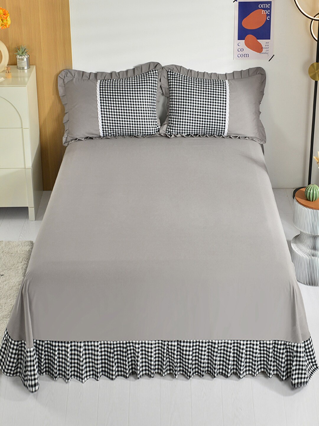 

JC Collection Grey Checked Double King Bedding Set With Comforter