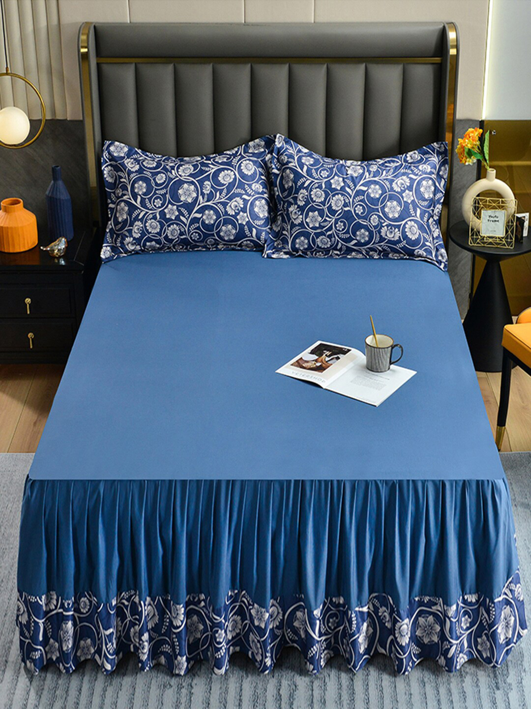 

JC Collection Blue & White Printed Double King Bedding Set