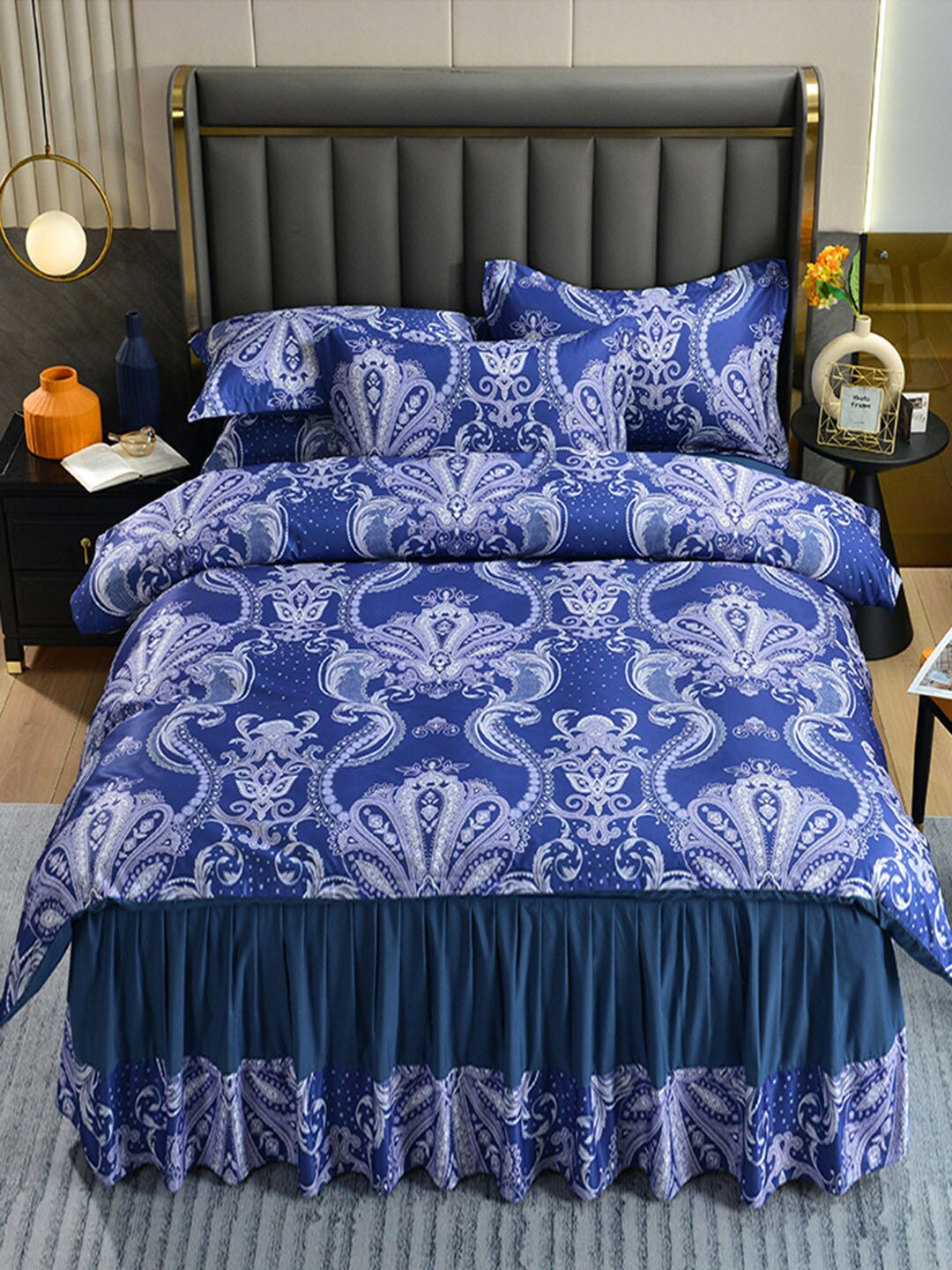 

JC Collection Blue & White Printed Bedding Set With Pillow Covers