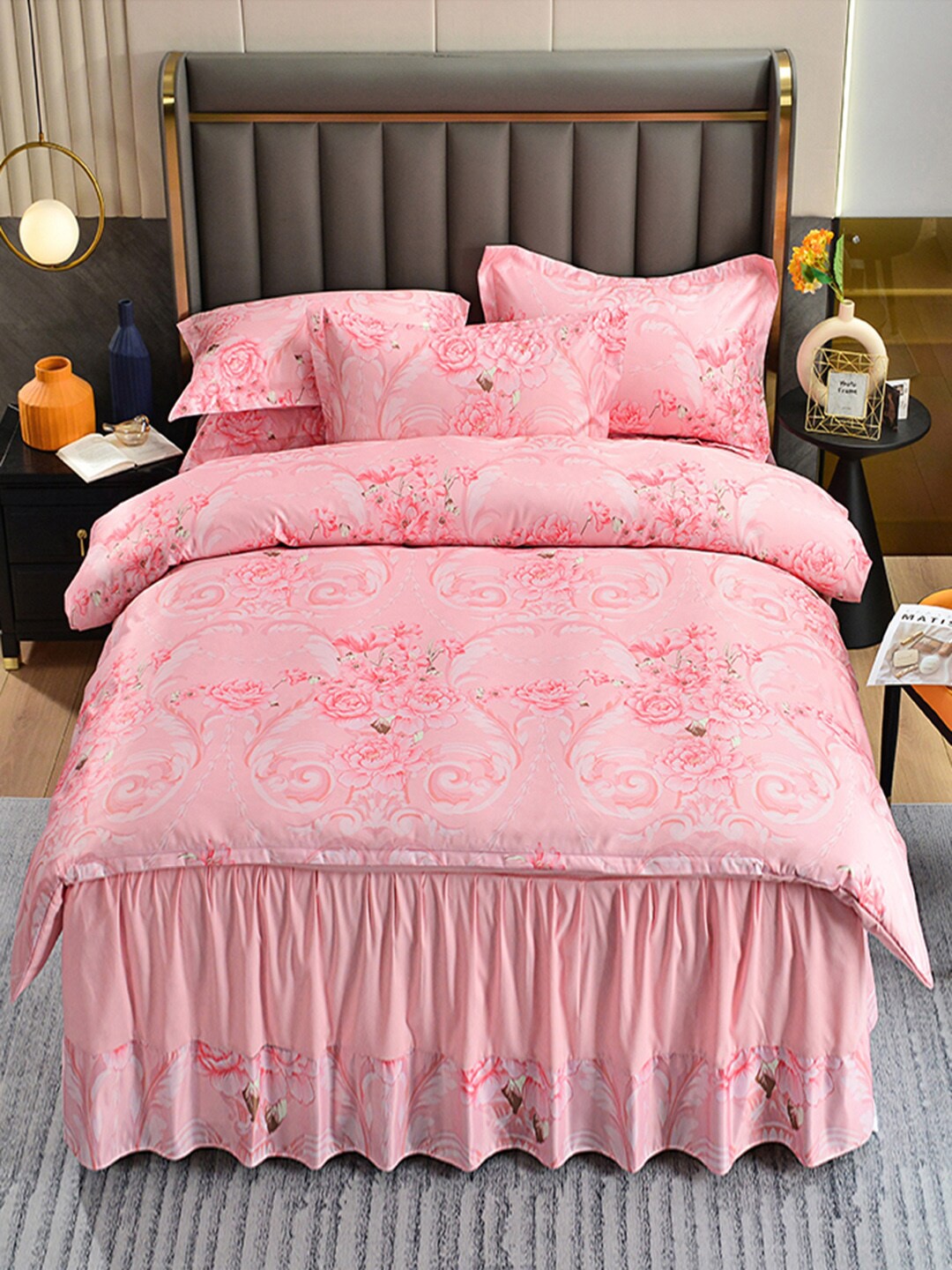 

JC Collection Pink & White Printed Double Queen Bedding Set