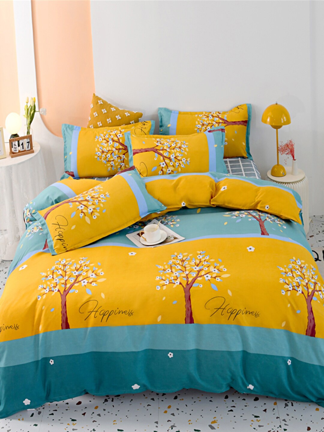 

JC HOME Yellow Printed Double King Bedding Set