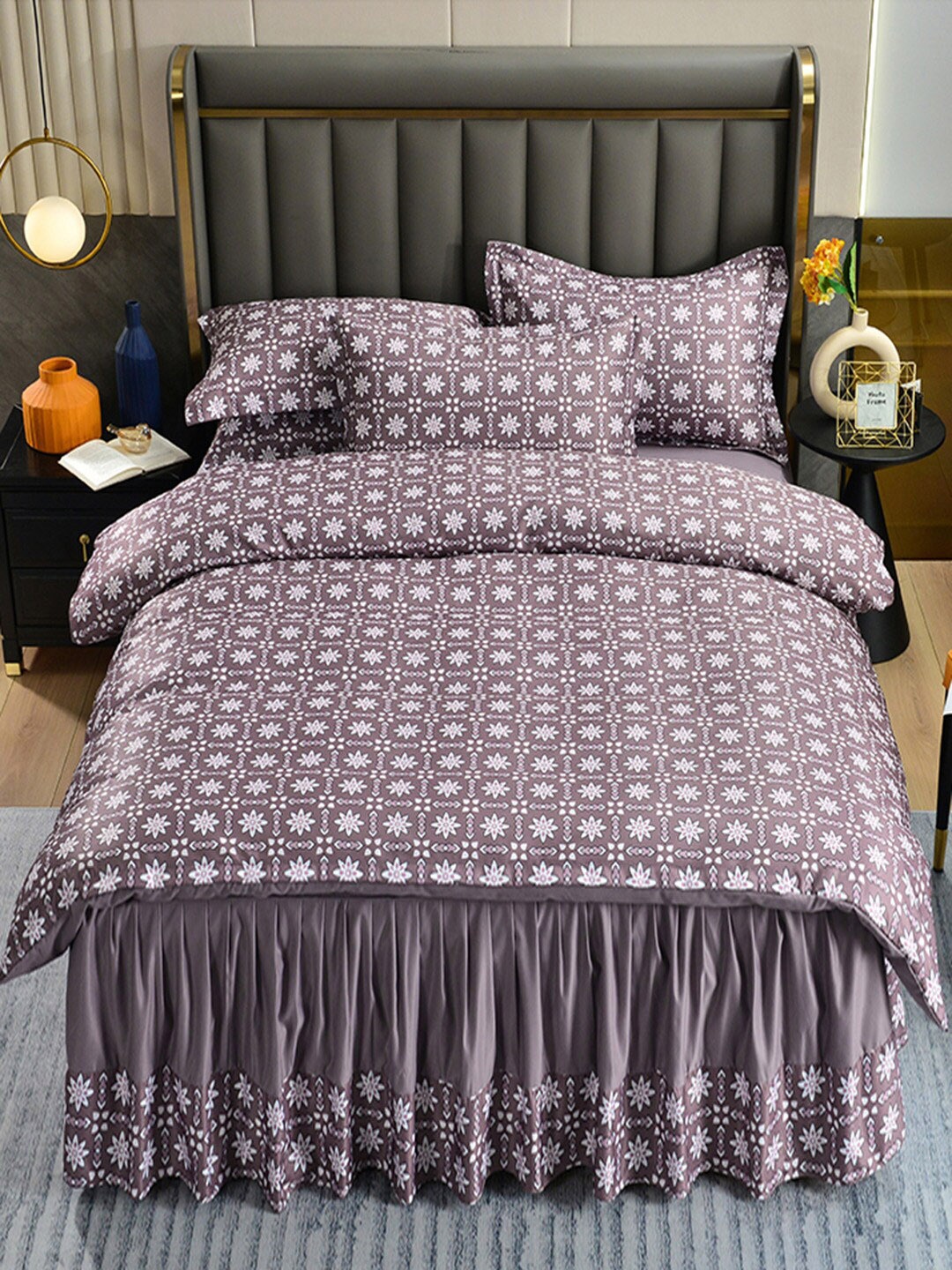 

JC Collection Purple Coloured Printed Double King Bedding Set With Comforter