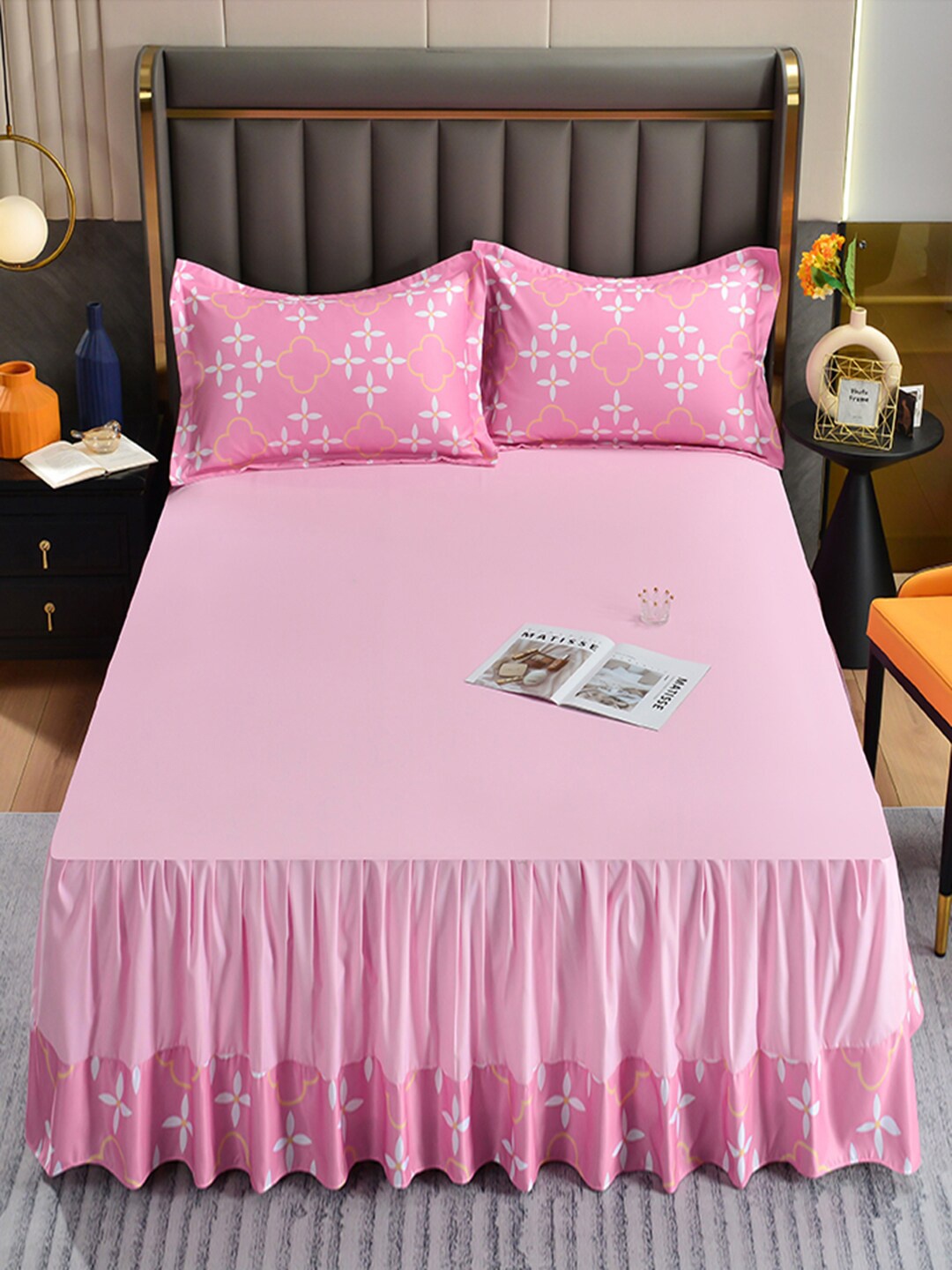

JC Collection Pink & White Printed Double King Bedding Set, Multi