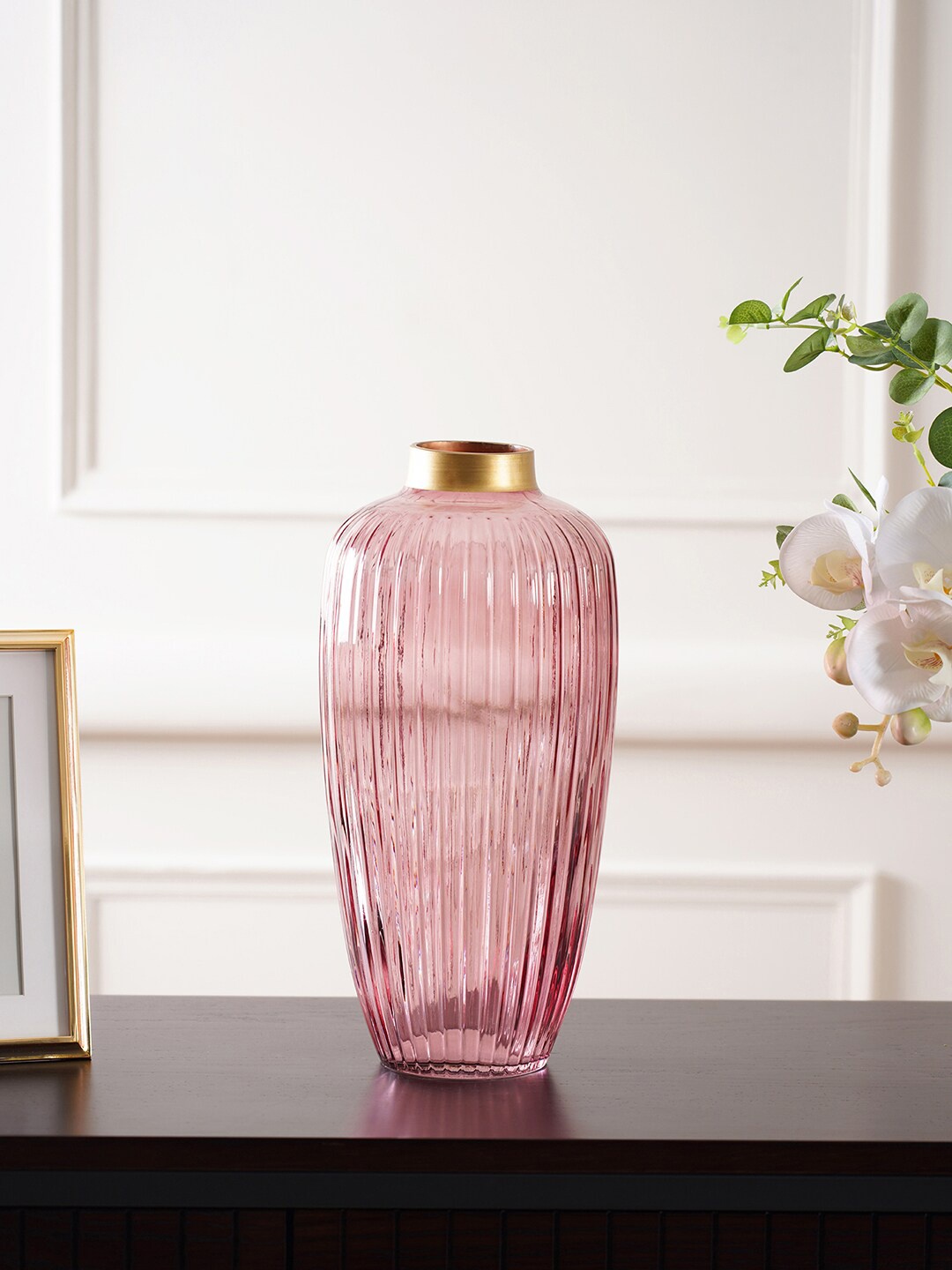 

Pure Home and Living Red & Gold-Toned Textured Vases