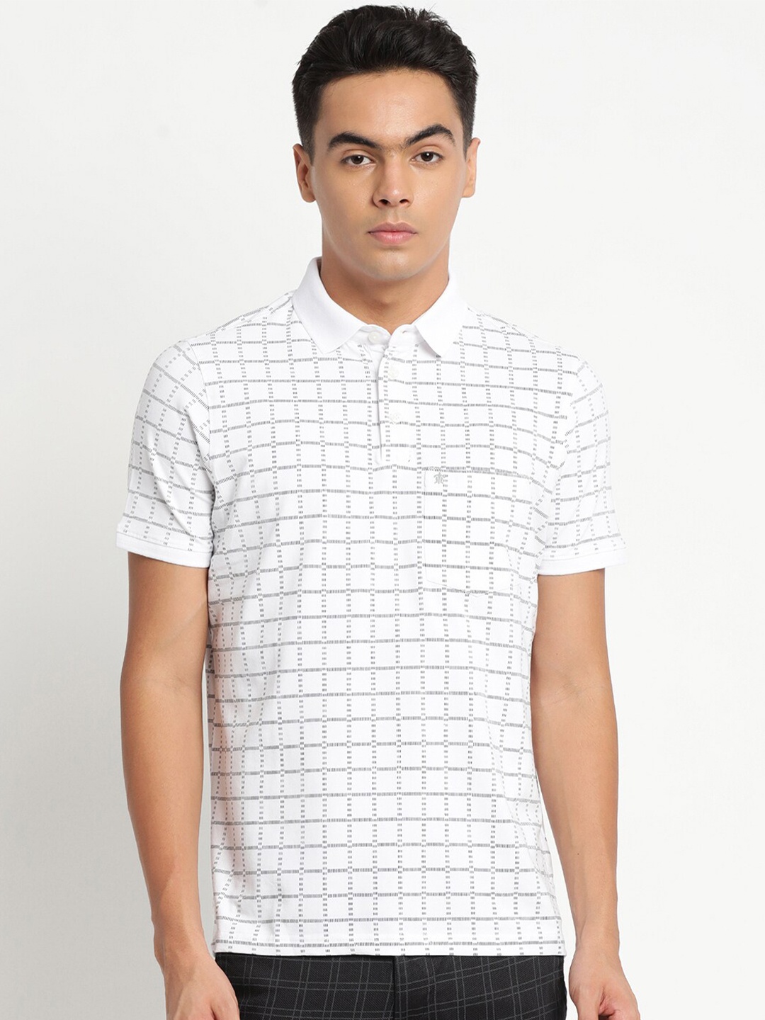 

Turtle Men White Checked Pure Cotton Polo Collar Slim Fit T-shirt