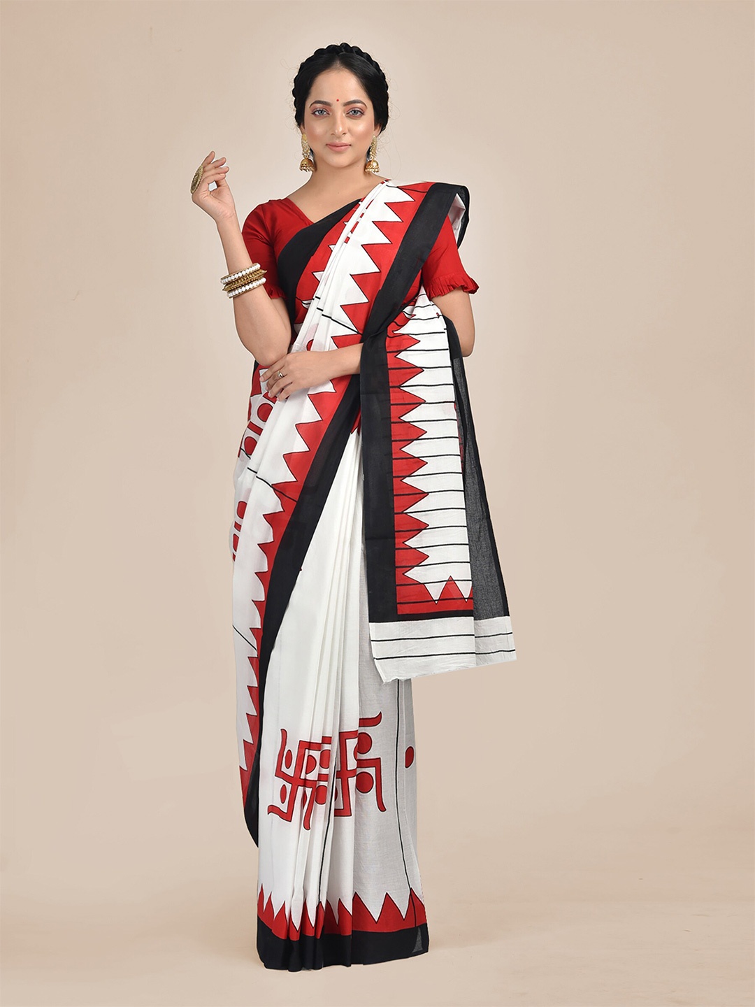 

Mitera White & Red Ethnic Motifs Pure Cotton Bagru Saree