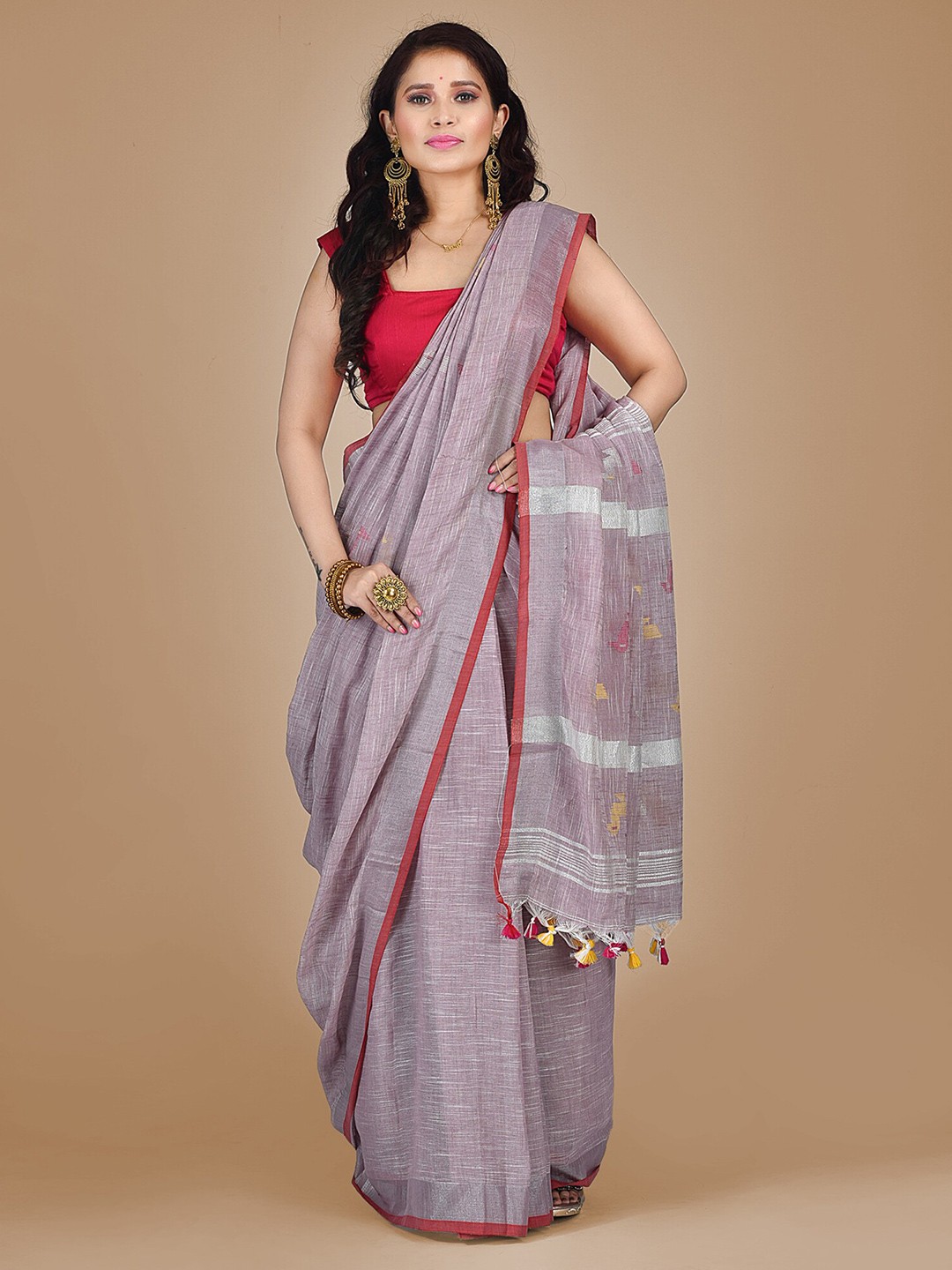 

Mitera Mauve & Red Ethnic Motifs Zari Pure Cotton Saree