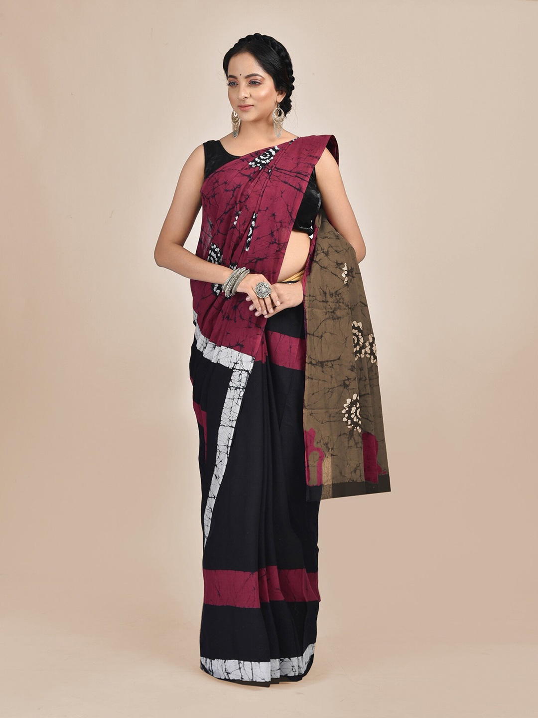 

Mitera Brown & Black Batik Pure Cotton Saree