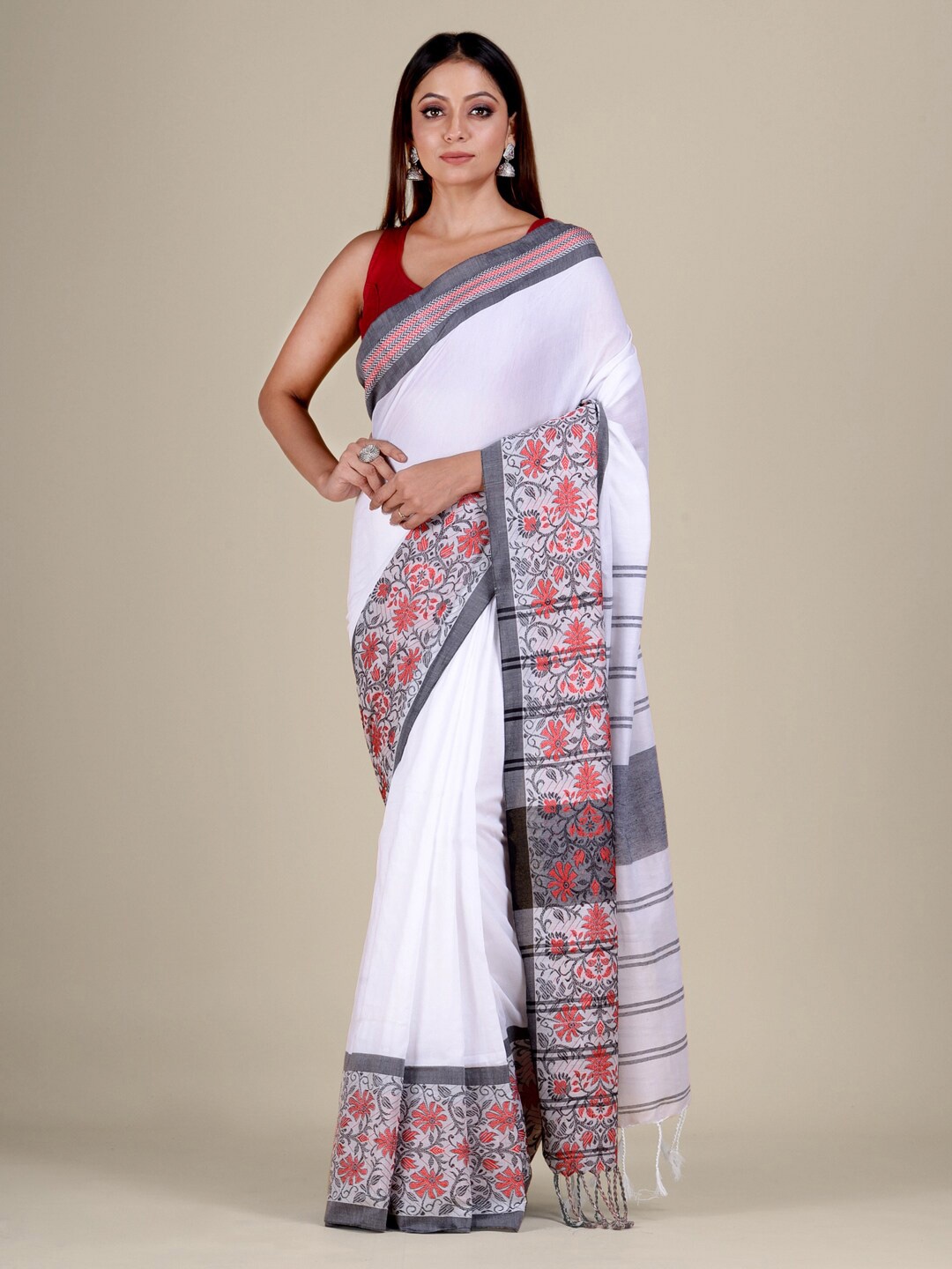 

Mitera White & Grey Floral Pure Cotton Saree