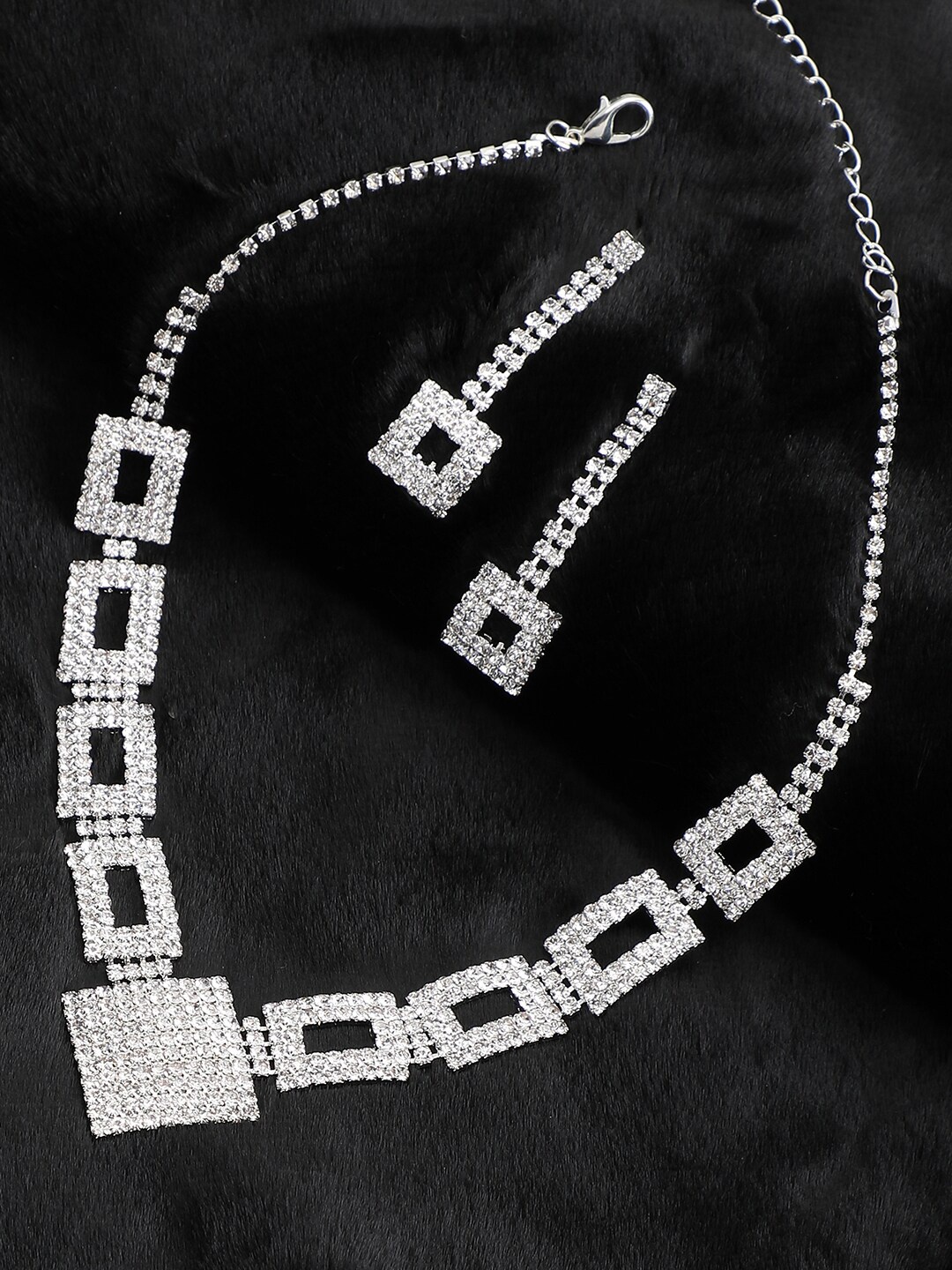 

SOHI White Silver-Plated Stone Studded Jewellery Set