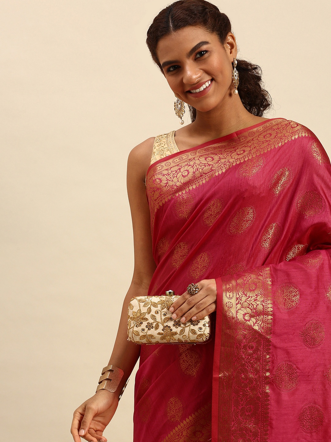 

SANGAM PRINTS Fuchsia Pink & Golden Woven Design Silk Blend Saree