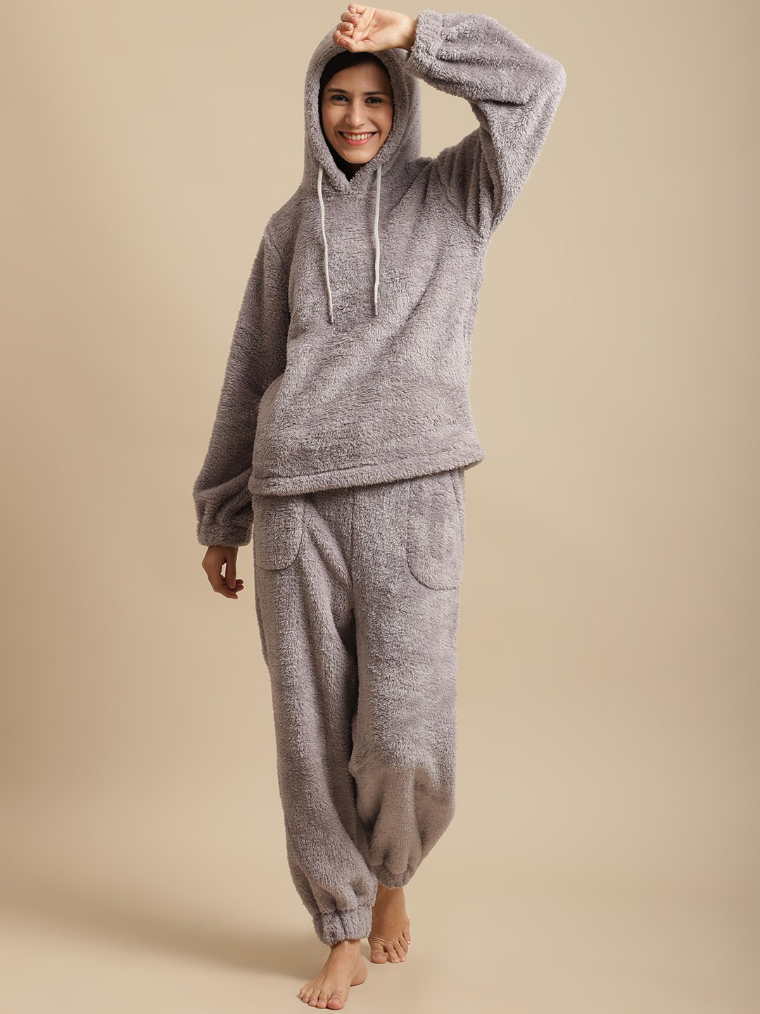 

Secret Wish Women Grey Solid Hooded Night suit