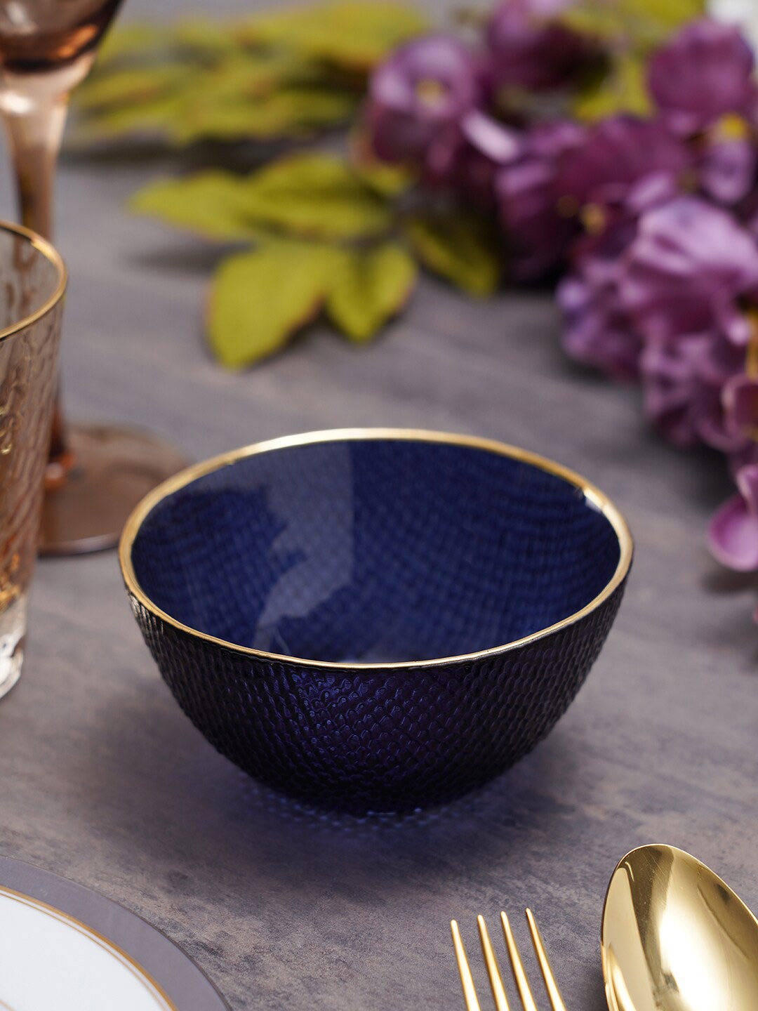 

Pure Home and Living Blue Textured Glass Serving Bowls