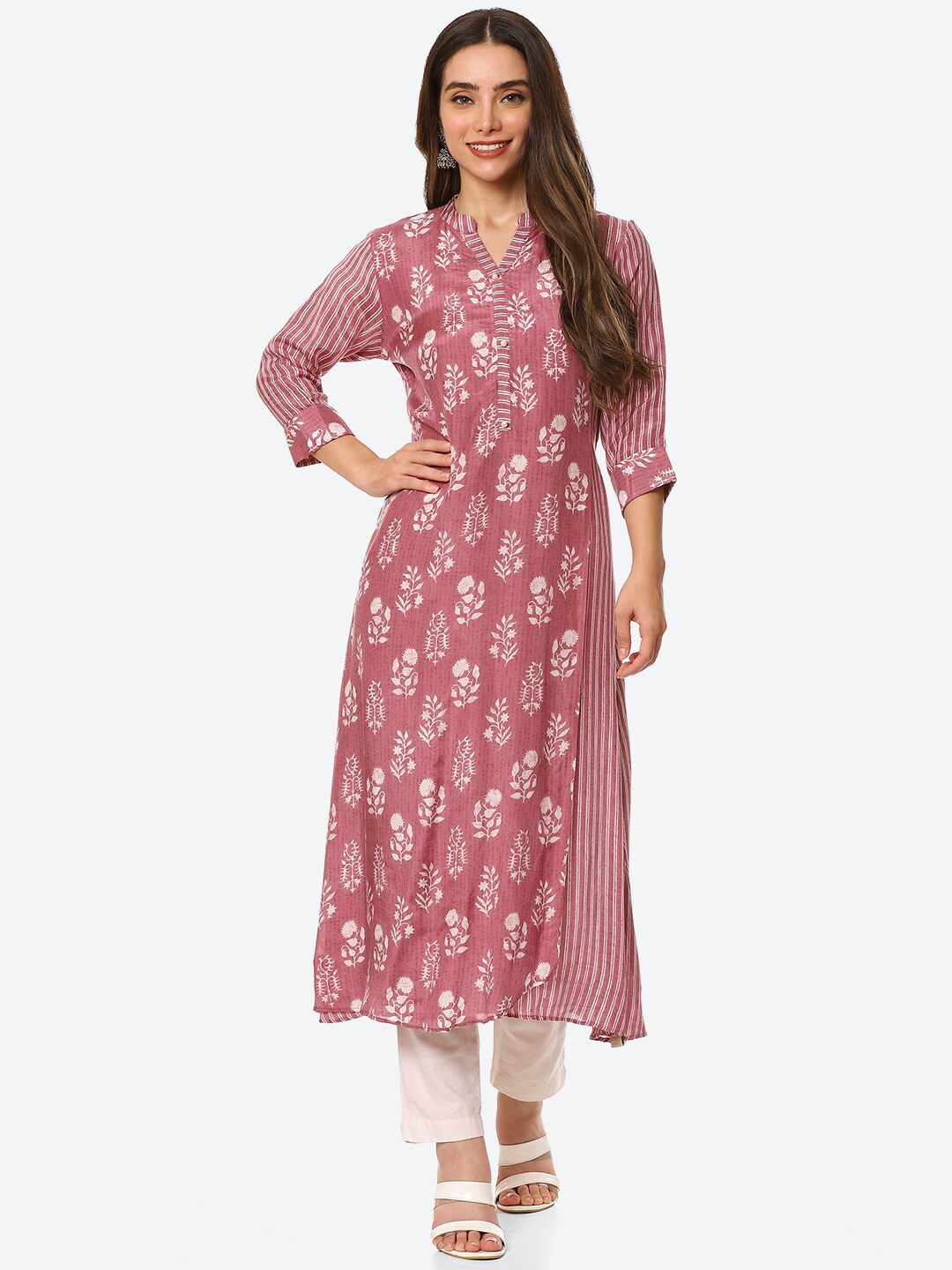 

Meena Bazaar Women Pink Ethnic Motifs Striped Kurta