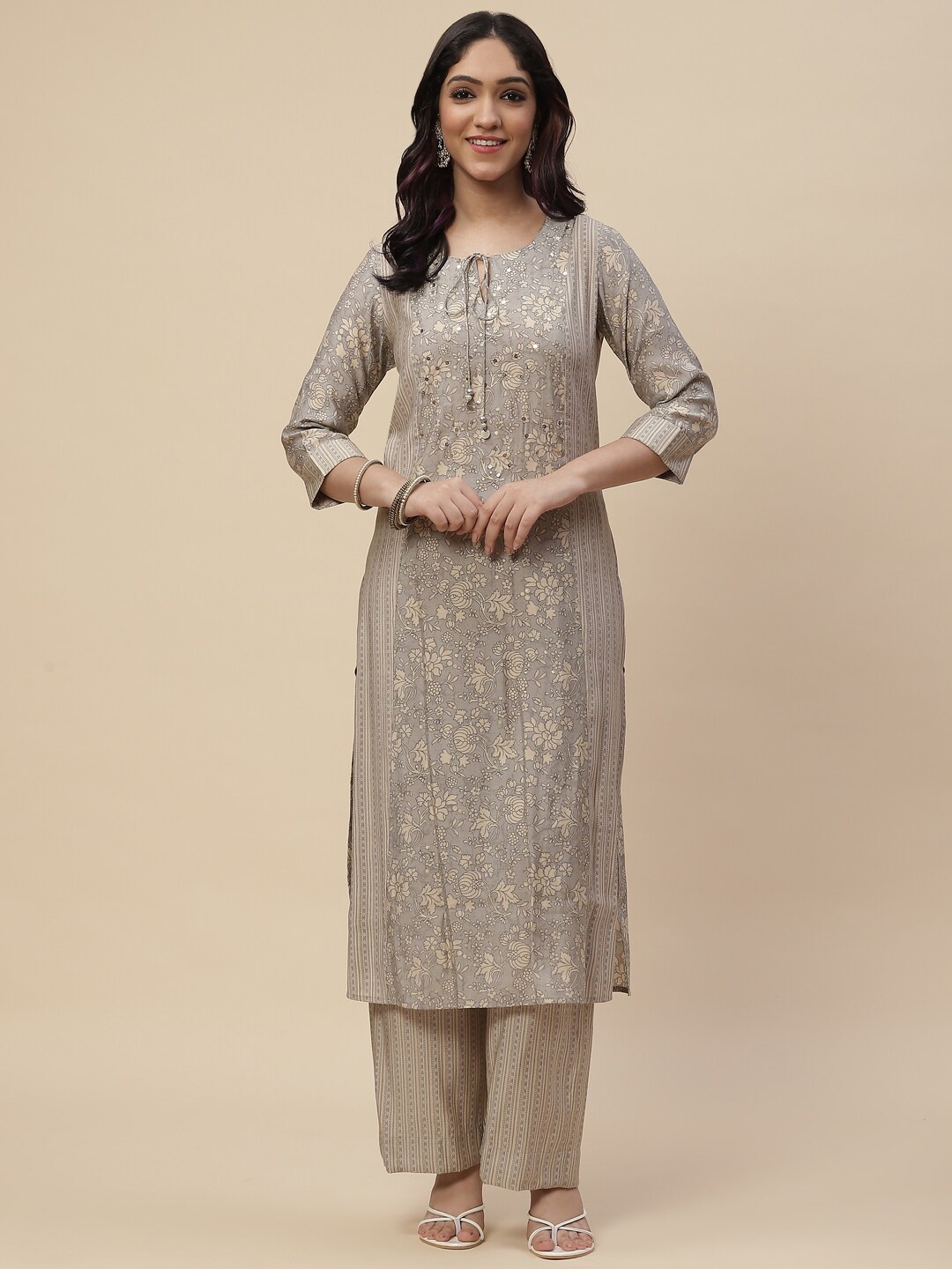 

Meena Bazaar Women Grey Floral Printed Sequinned Kurta &Palazzo