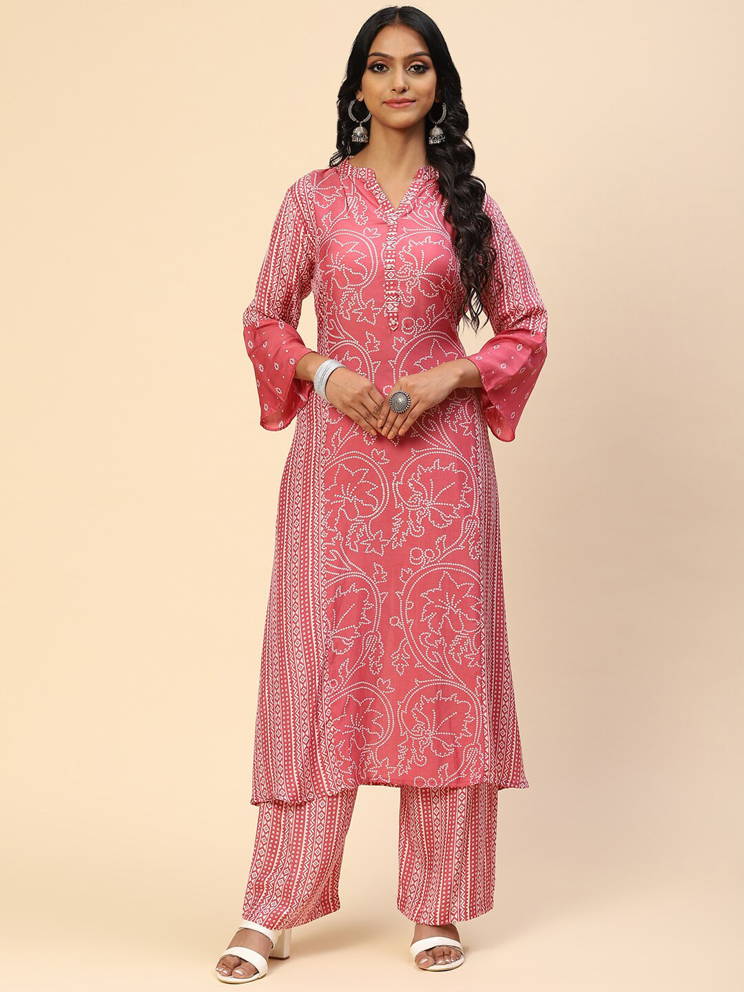 

Meena Bazaar Women Pink Floral Printed Dupion Silk Kurta with Trousers