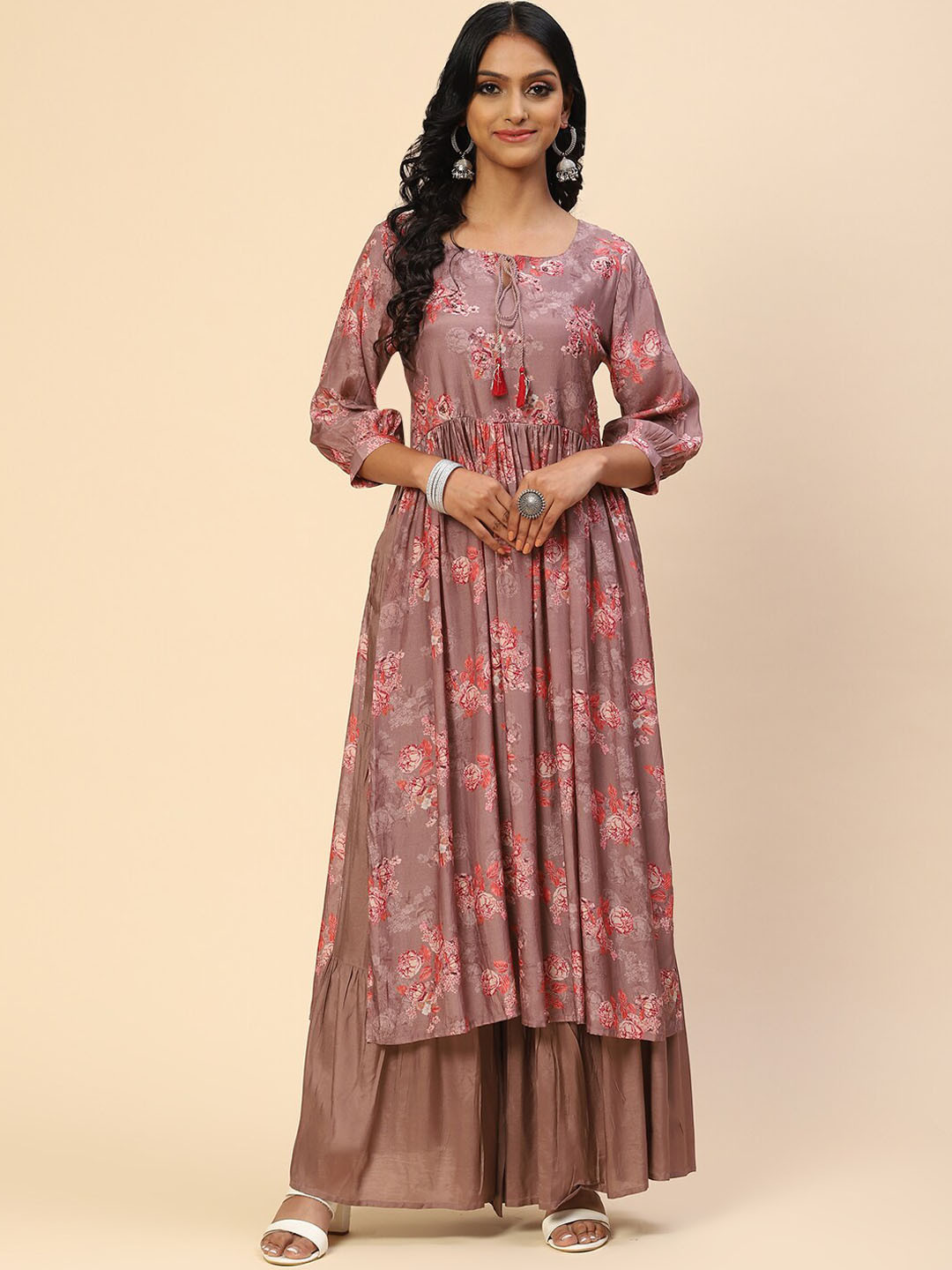 

Meena Bazaar Women Mauve Floral Printed Kurta with Sharara
