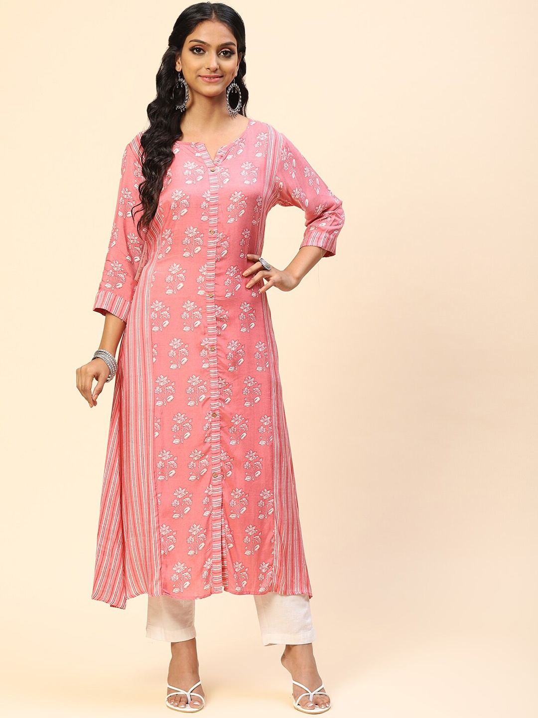 

Meena Bazaar Women Pink Floral Printed Kurta