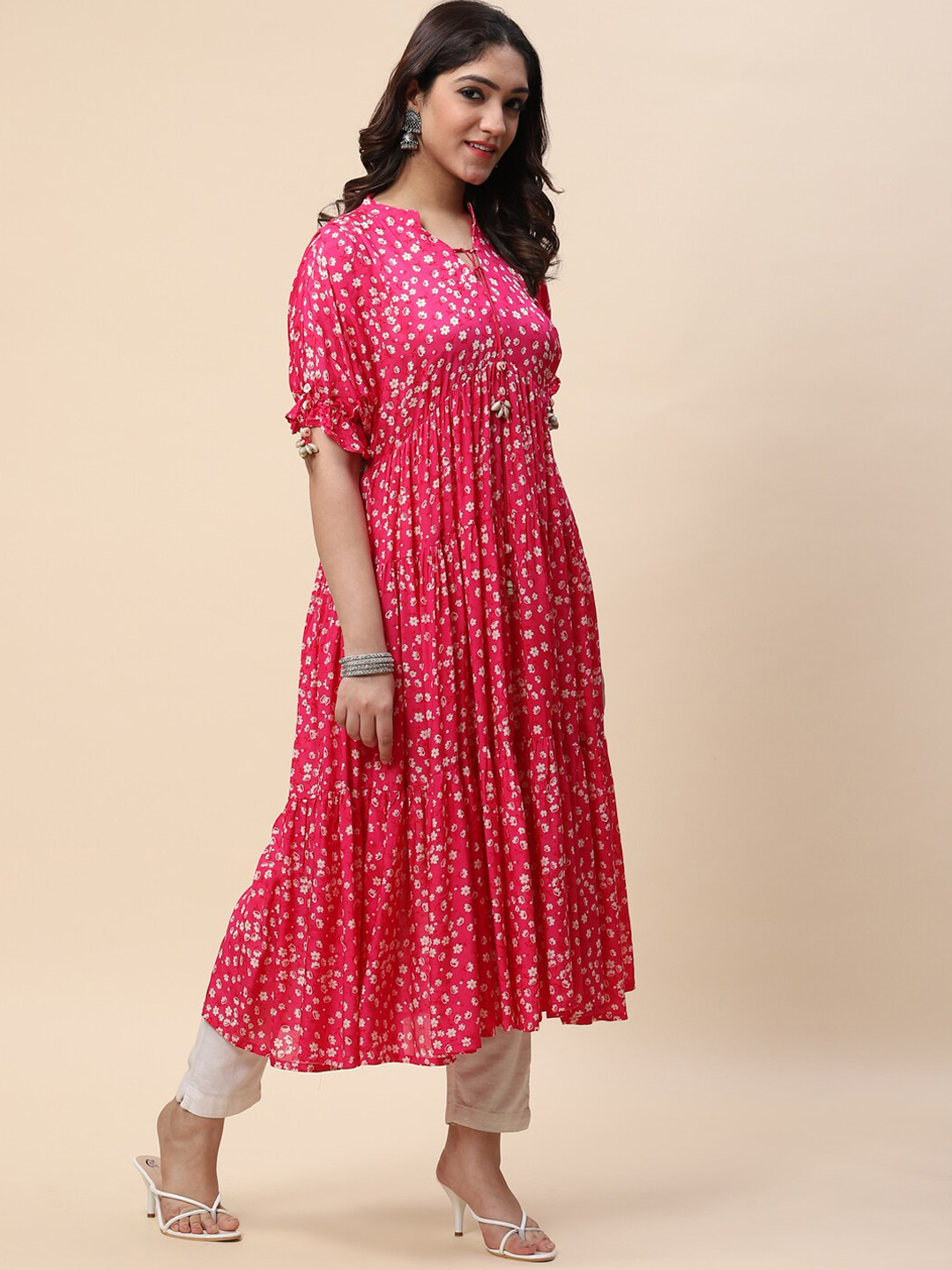 

Meena Bazaar Women Pink Floral Printed Anarkali Kurta