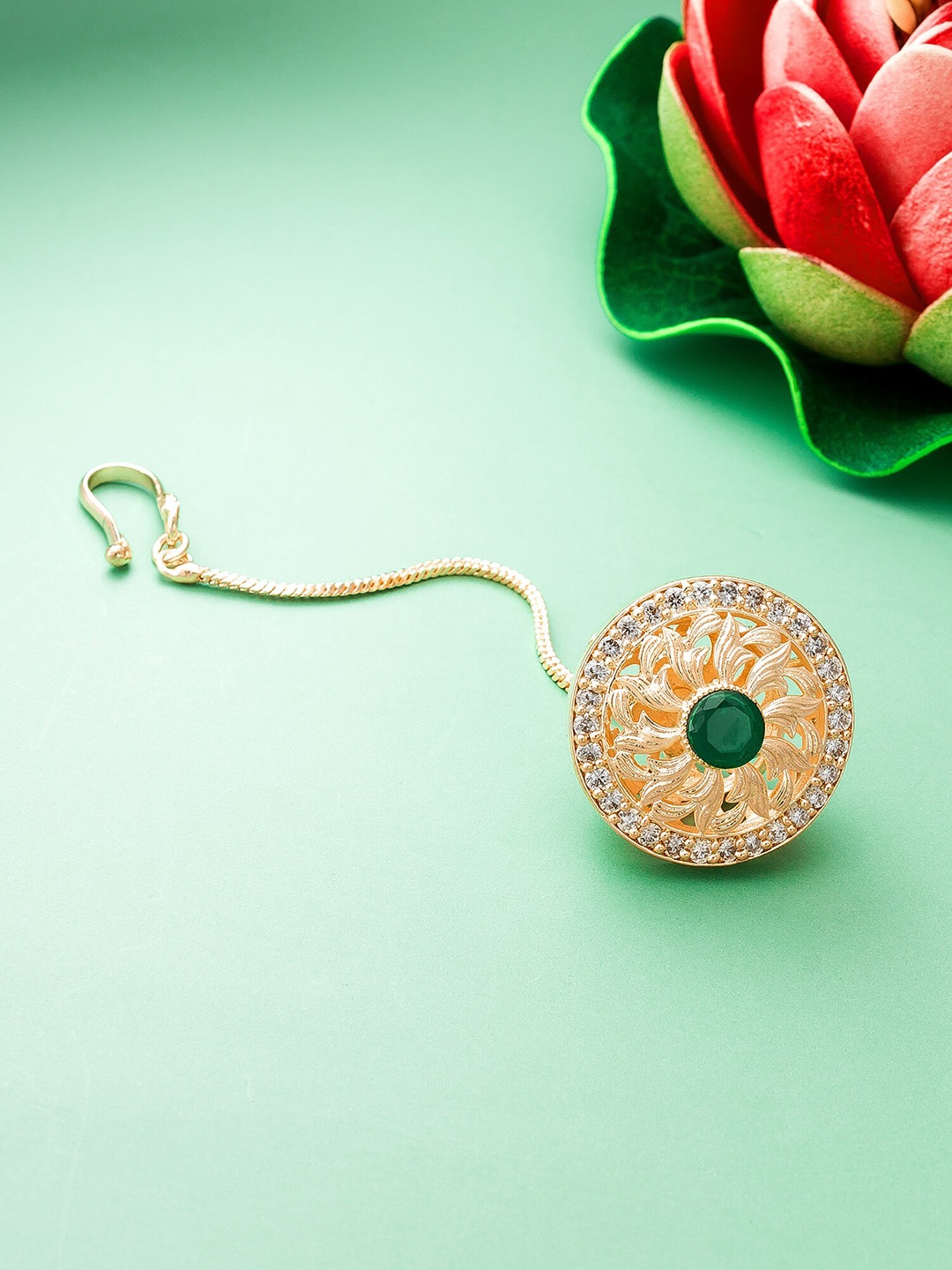 

aadita Rose Gold-Plated Green Stone-Studded Maang Tikka
