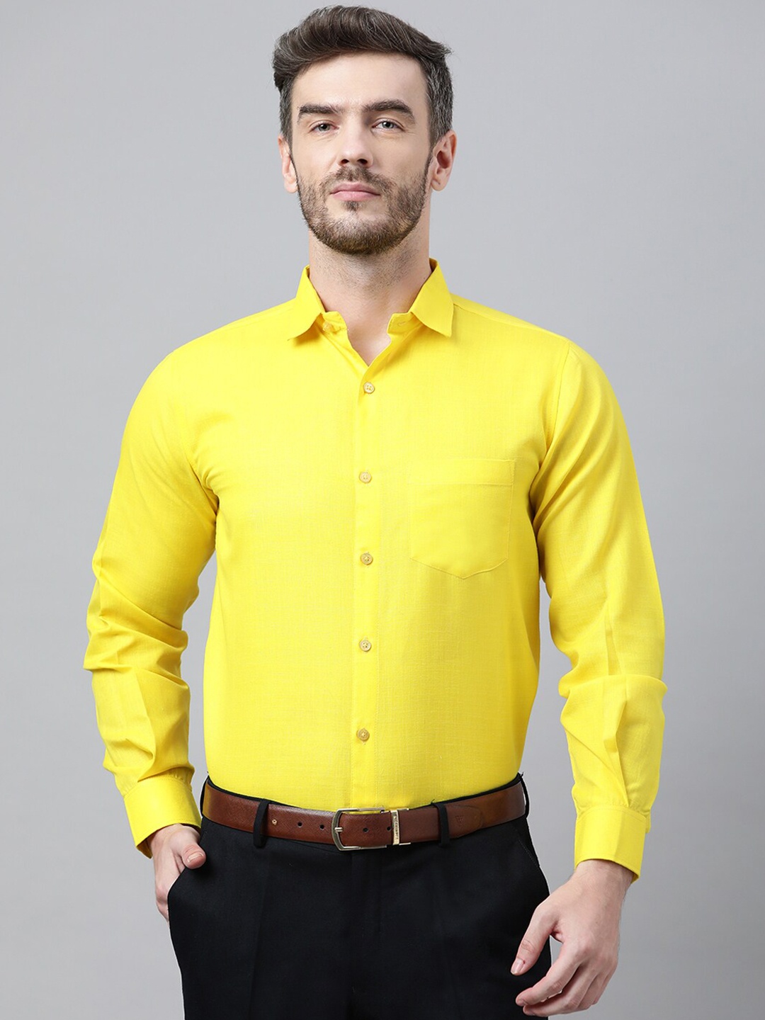 

Hangup Men Mustard Solid Polycotton Formal Shirt