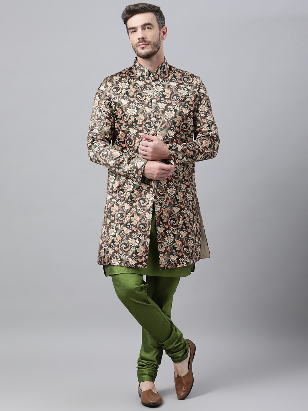 

Hangup Men Green Printed Sherwani