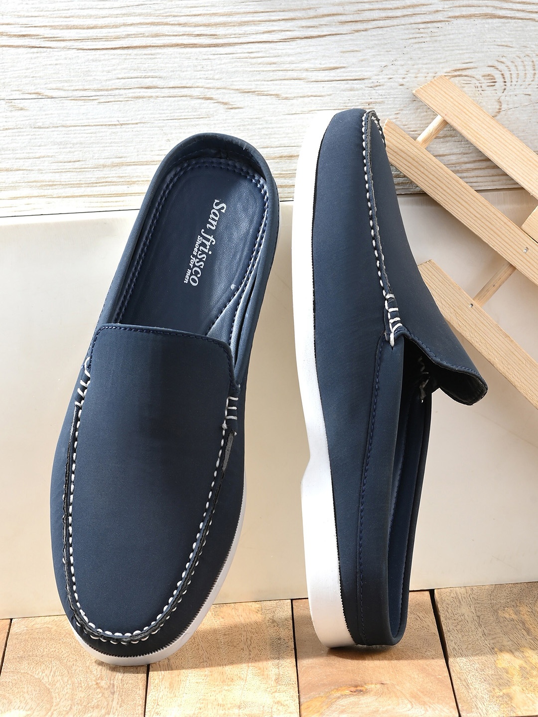 

San Frissco Men Blue Lightweight Loafers