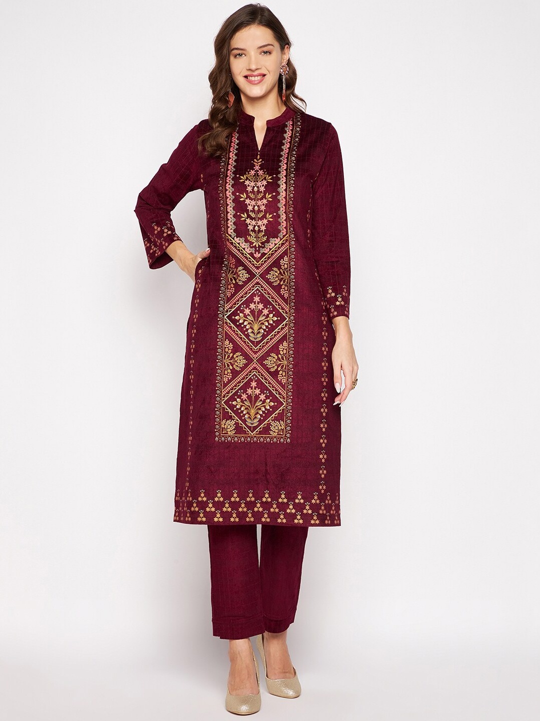 

Zigo Women Maroon Ethnic Motifs Embroidered Thread Work Velvet Kurta with Trousers