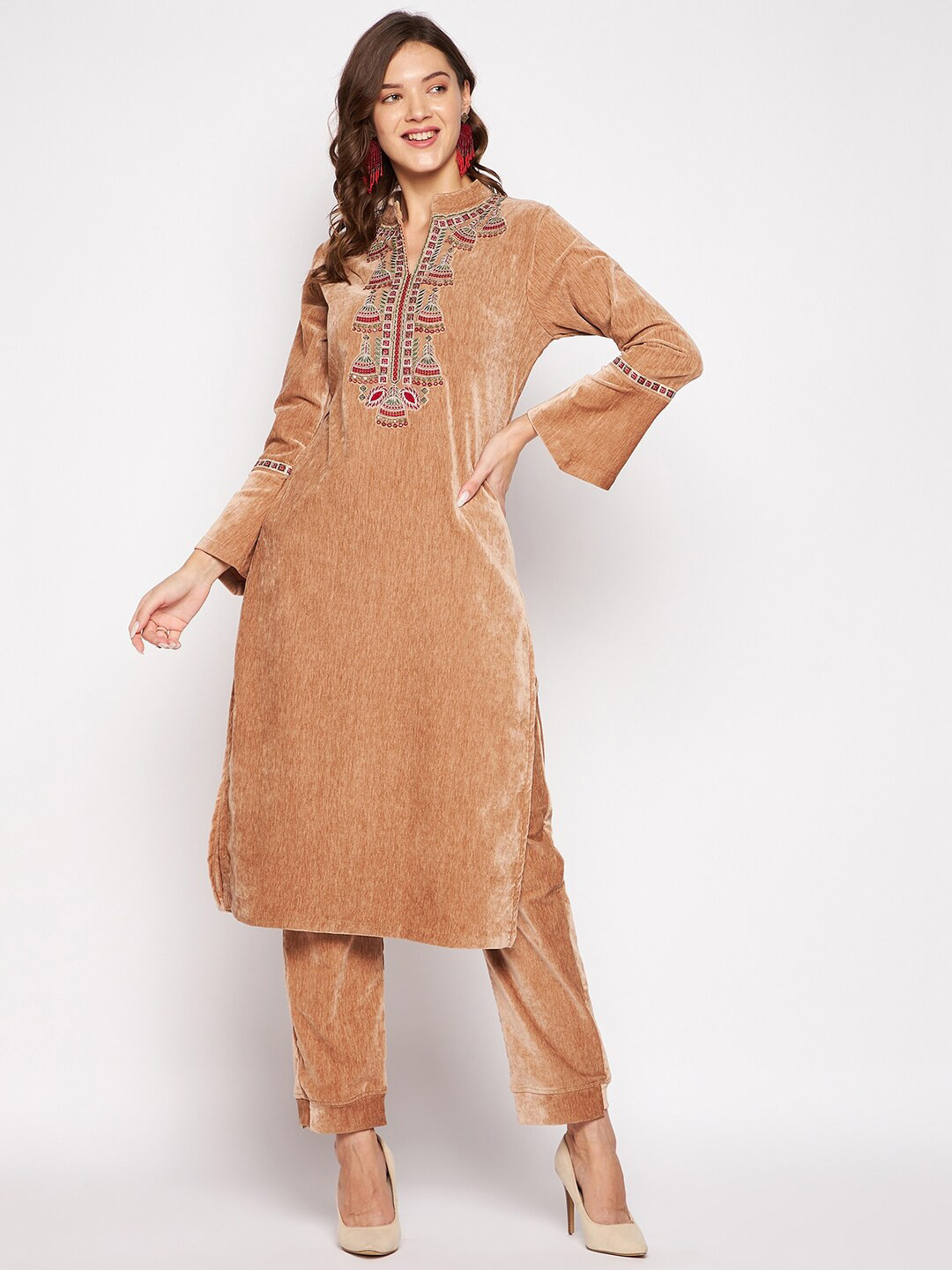 

Zigo Women Camel Brown Ethnic Motifs Embroidered Velvet Kurta with Trouser