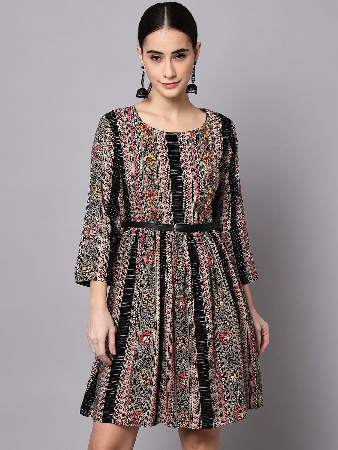 

Spera Black & Grey Floral A-Line Dress