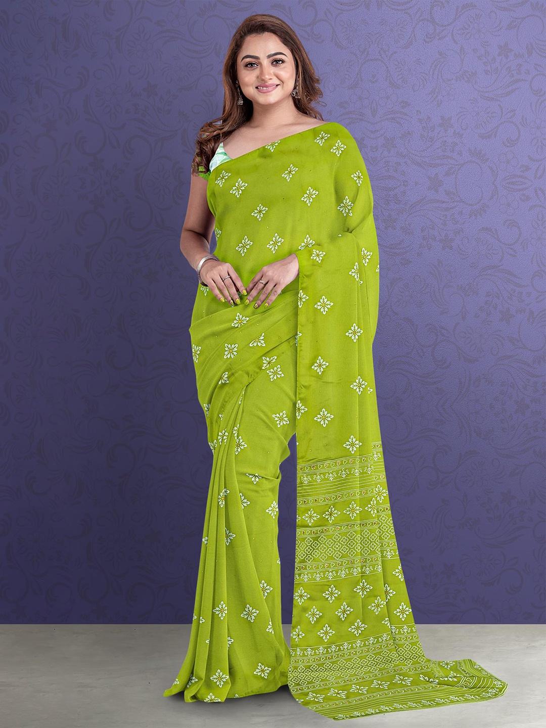

Kalamandir Olive Green & Off White Floral Printed Zari Silk Blend Saree