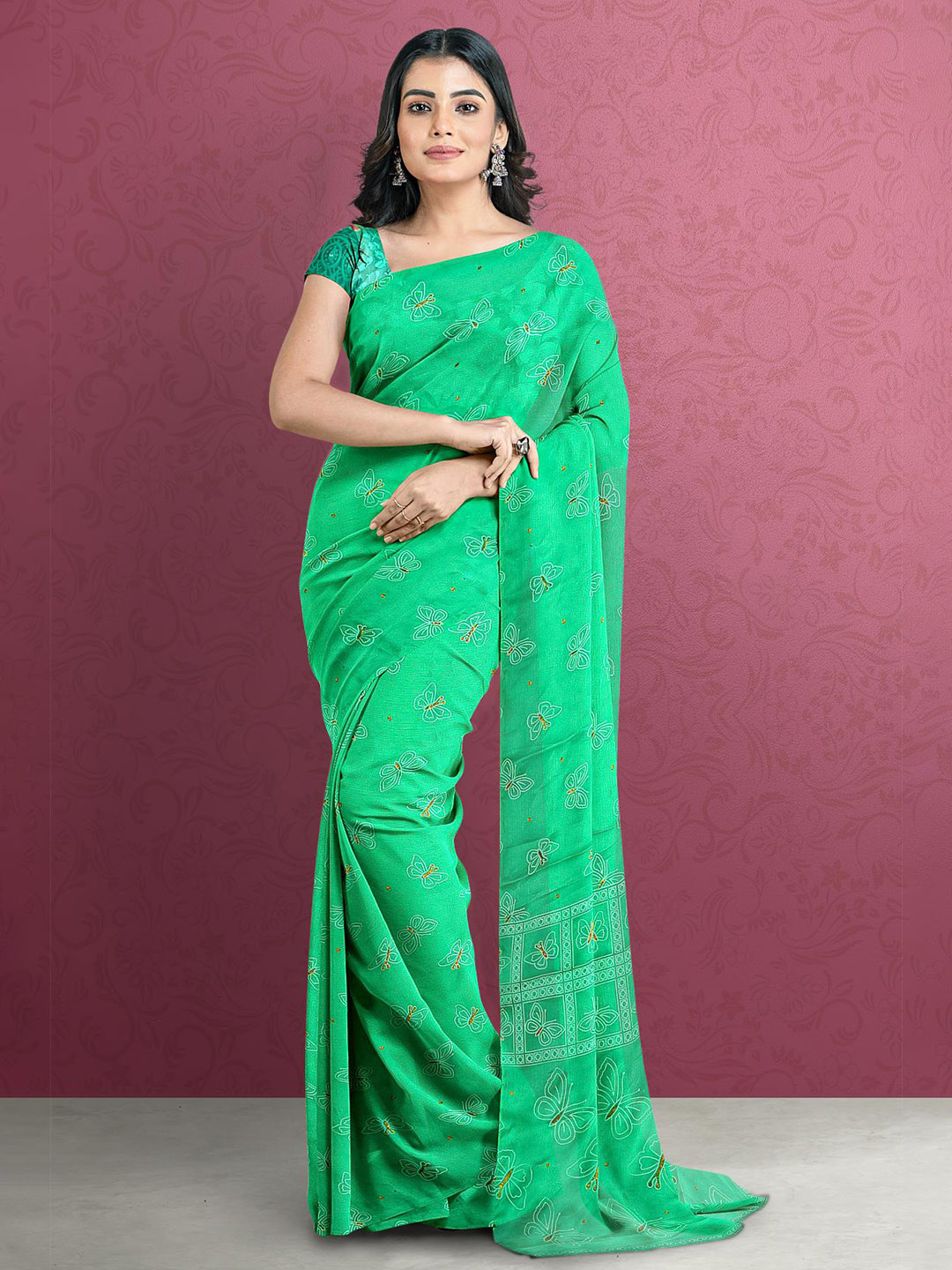 

Kalamandir Sea Green & Off White Floral Zari Silk Blend Saree