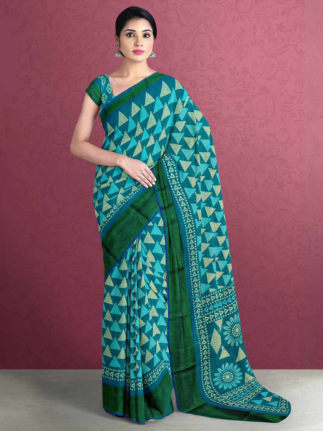 

Kalamandir Women Blue & Green Geometric Cotton Blend Saree
