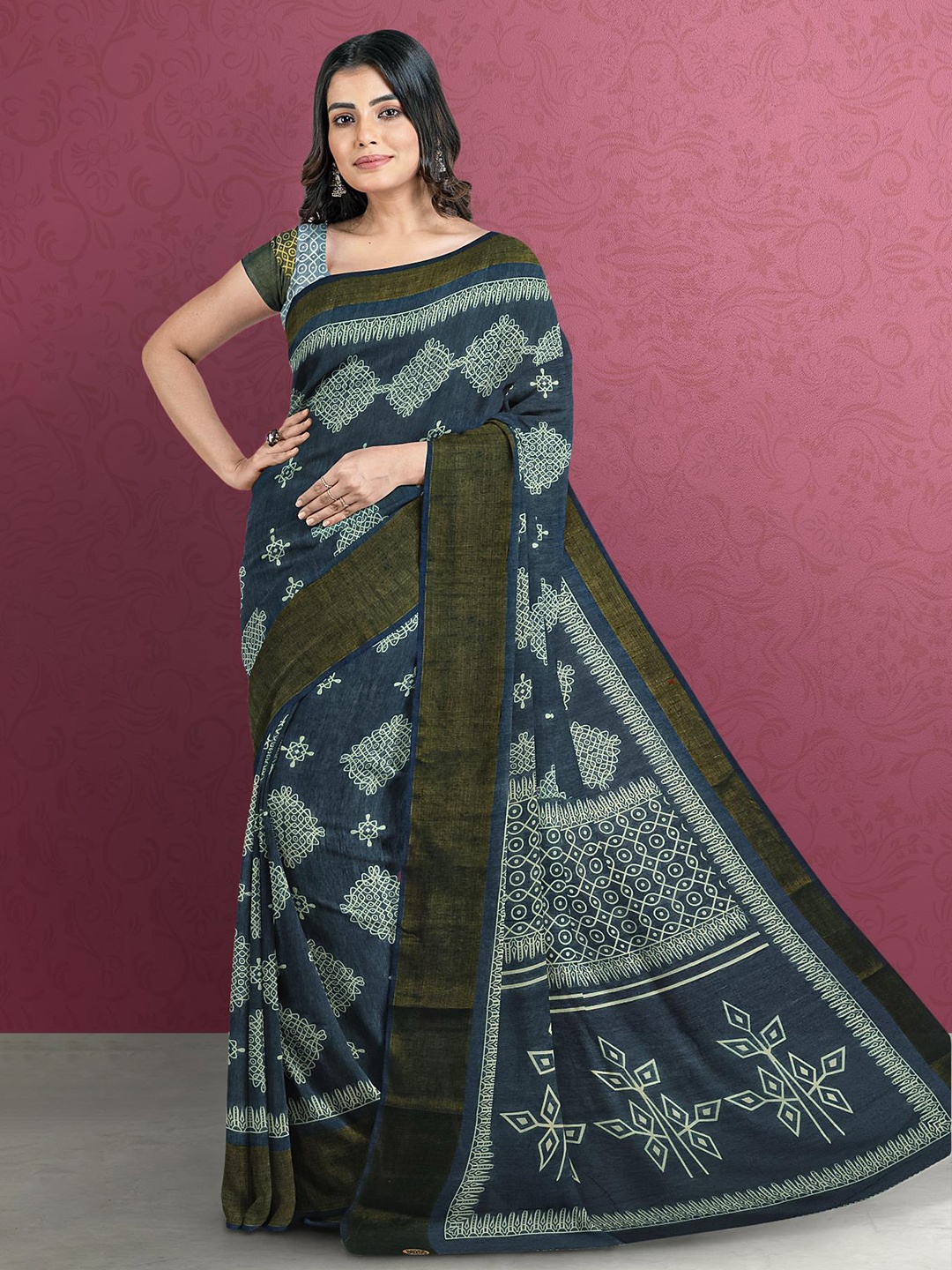 

Kalamandir Women Blue & Grey Printed Cotton Blend Saree