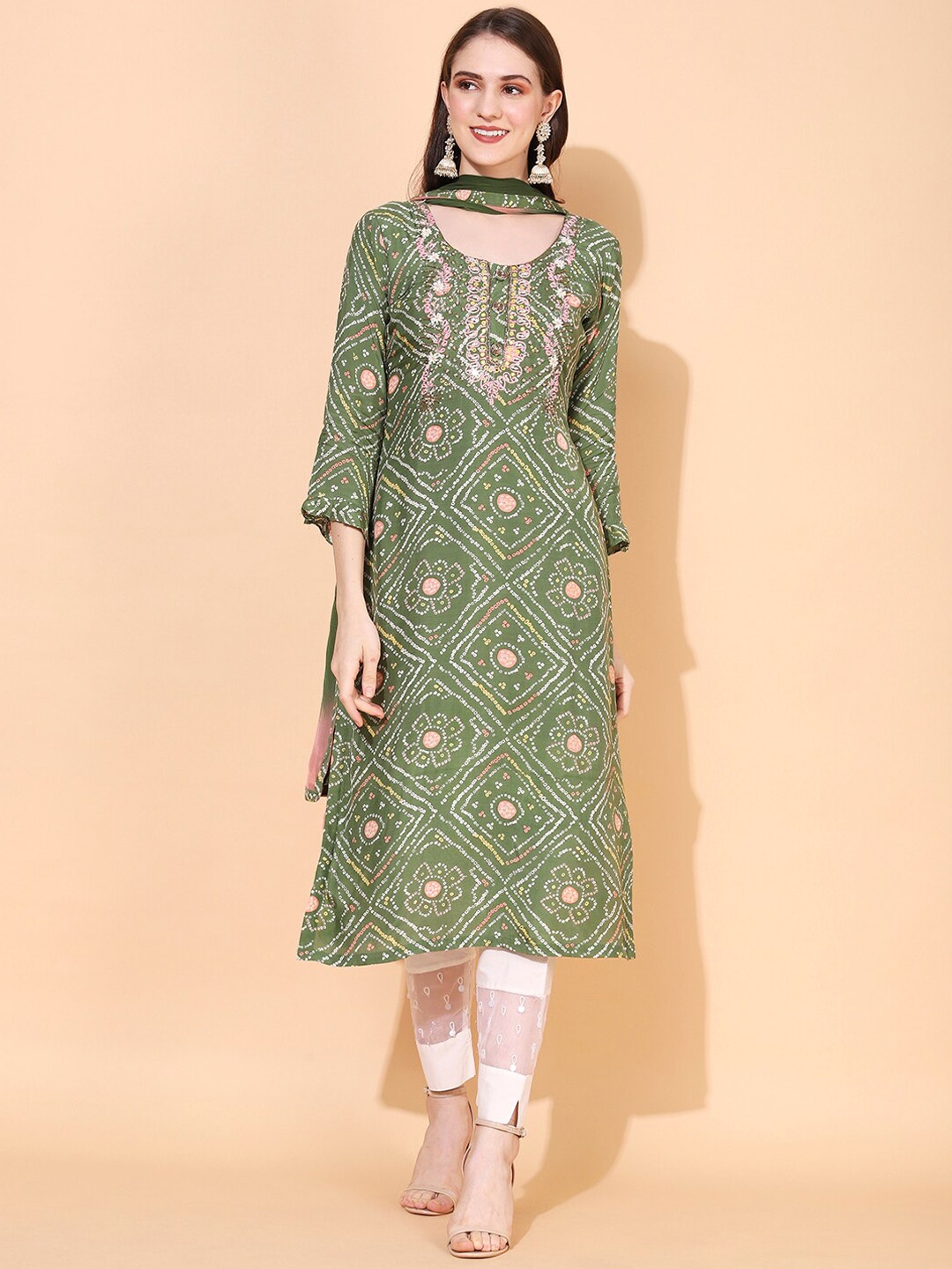 

FASHOR Bandhani Printed Silk Straight Kurta & Dupatta, Green