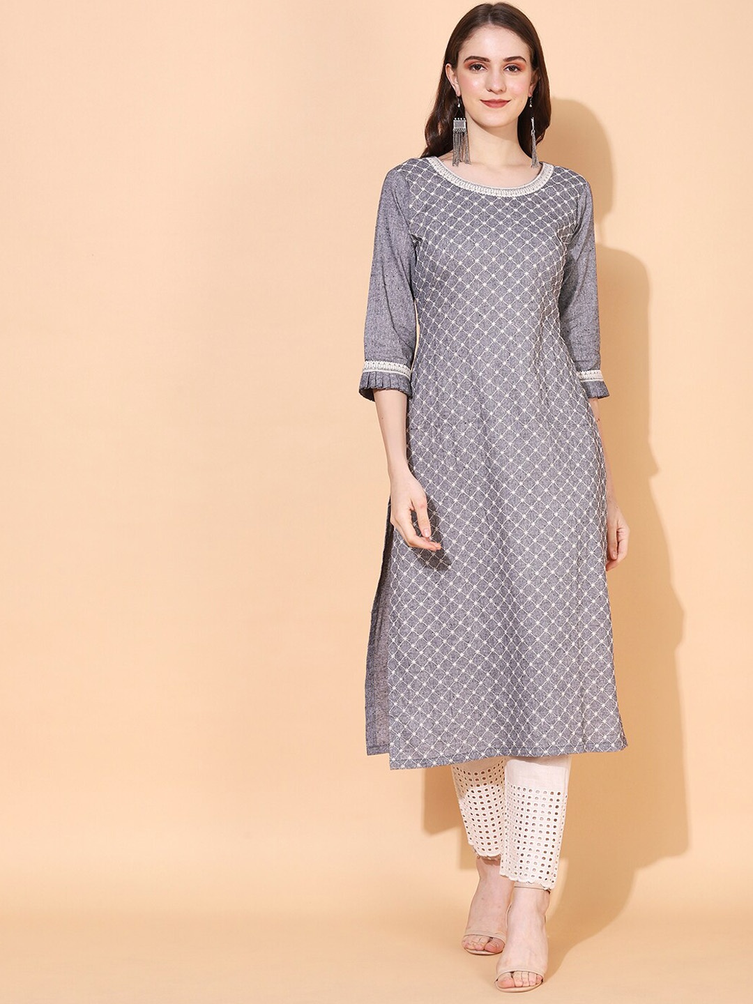 

FASHOR Floral Embroidered Straight Cotton Kurta, Grey