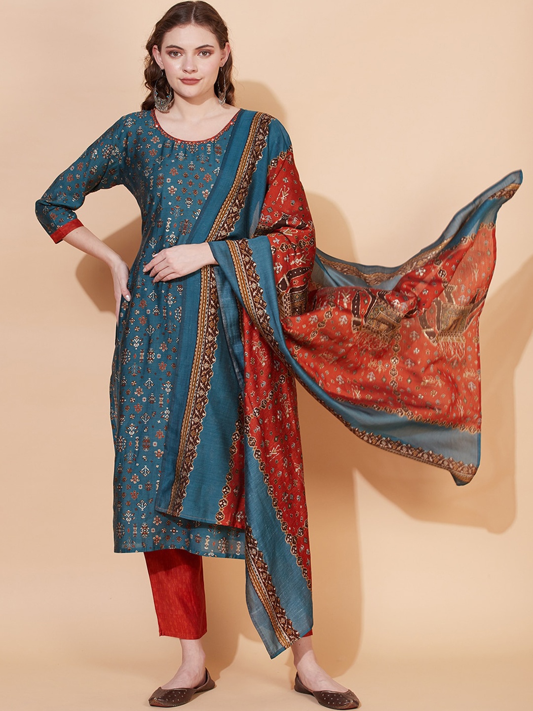 

FASHOR Women Blue Ethnic Motifs Printed Straight Kurta with Trousers & Dupatta