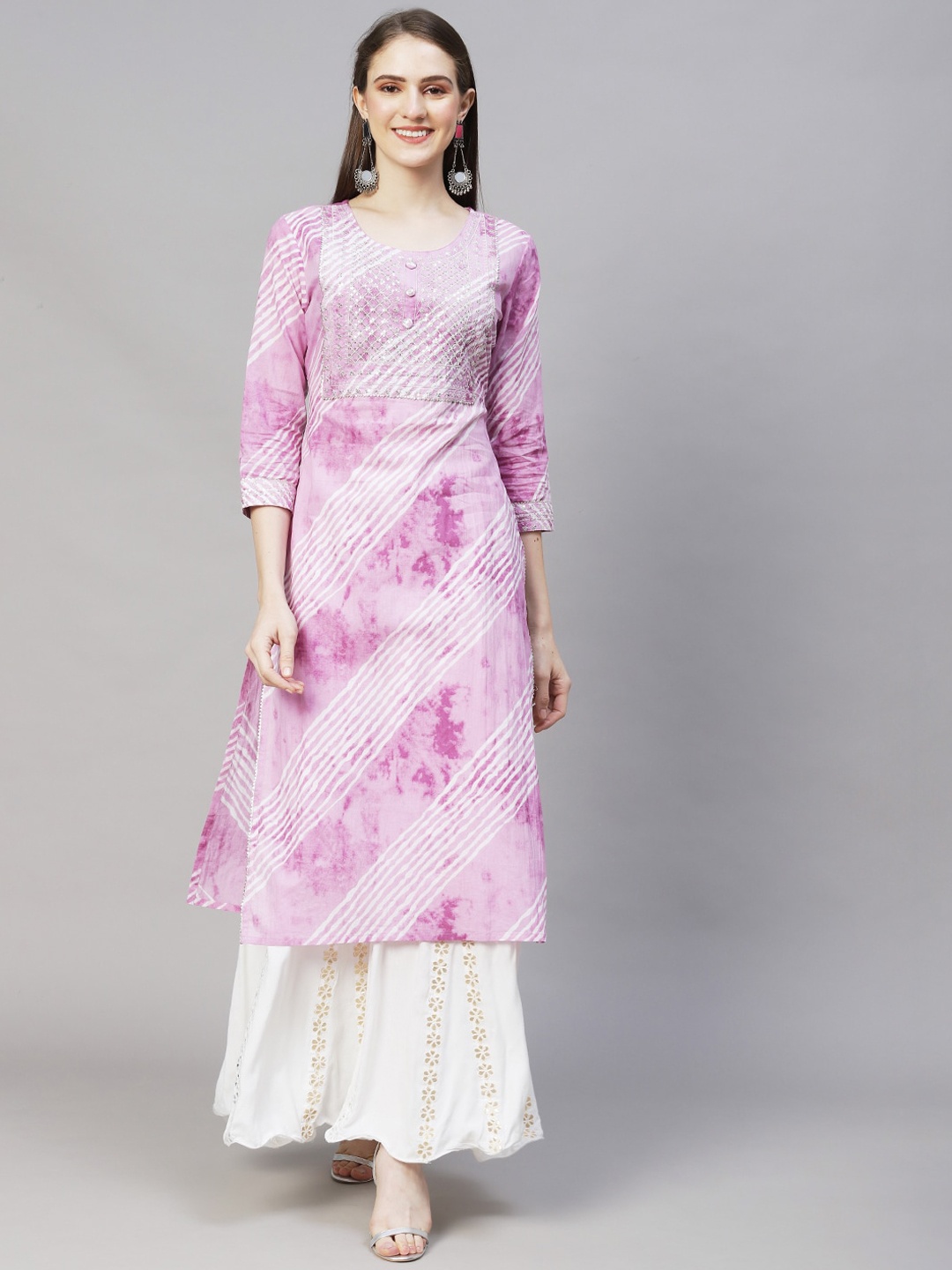 

FASHOR Leheriya Printed Chikankari Kurta, Purple