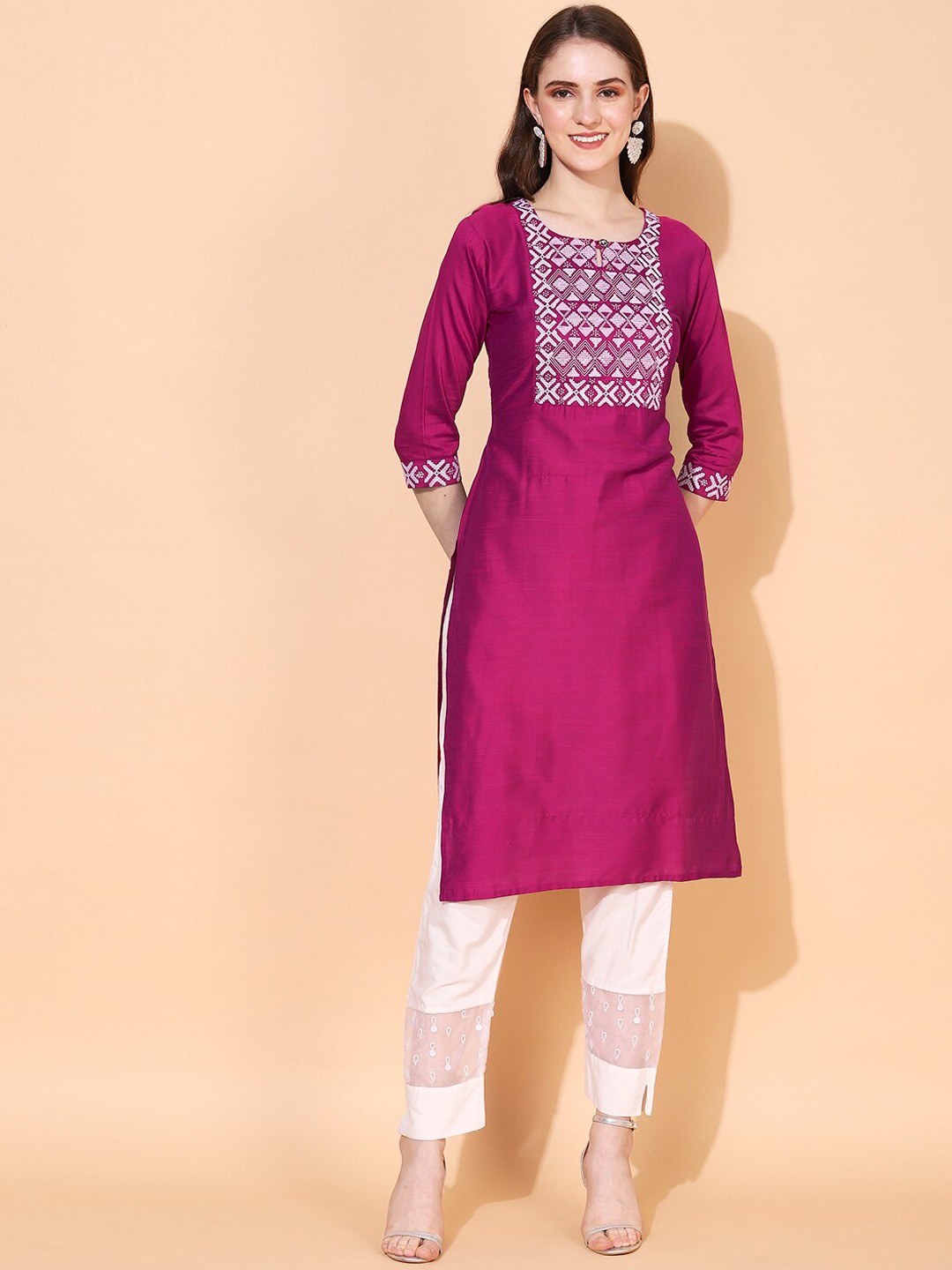

FASHOR Round Neck Geometric Embroidered Yoke Design Cotton Silk Kurta, Magenta